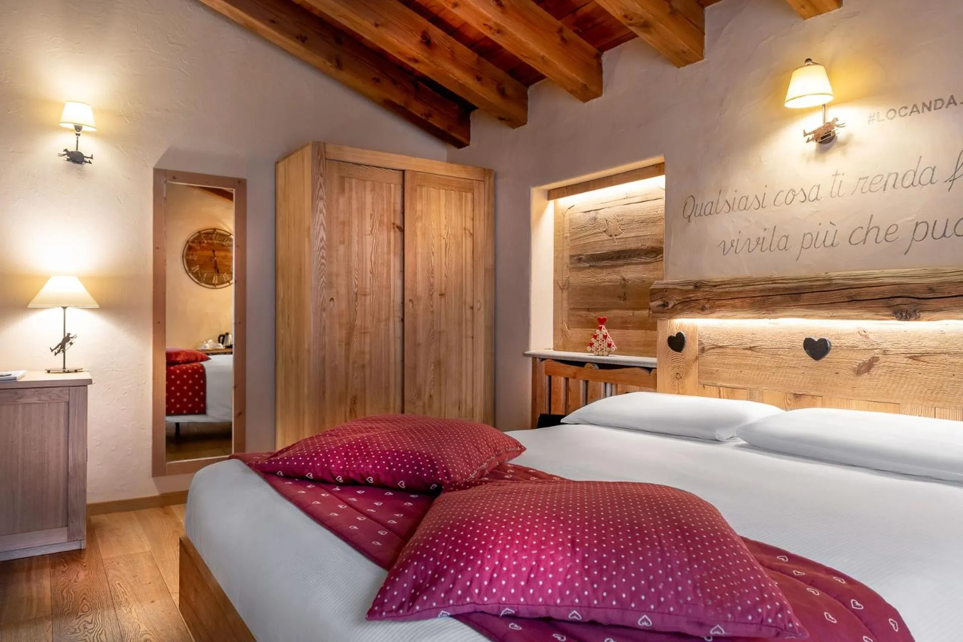 Photo of the whole room, Bed in Locanda Bellevue