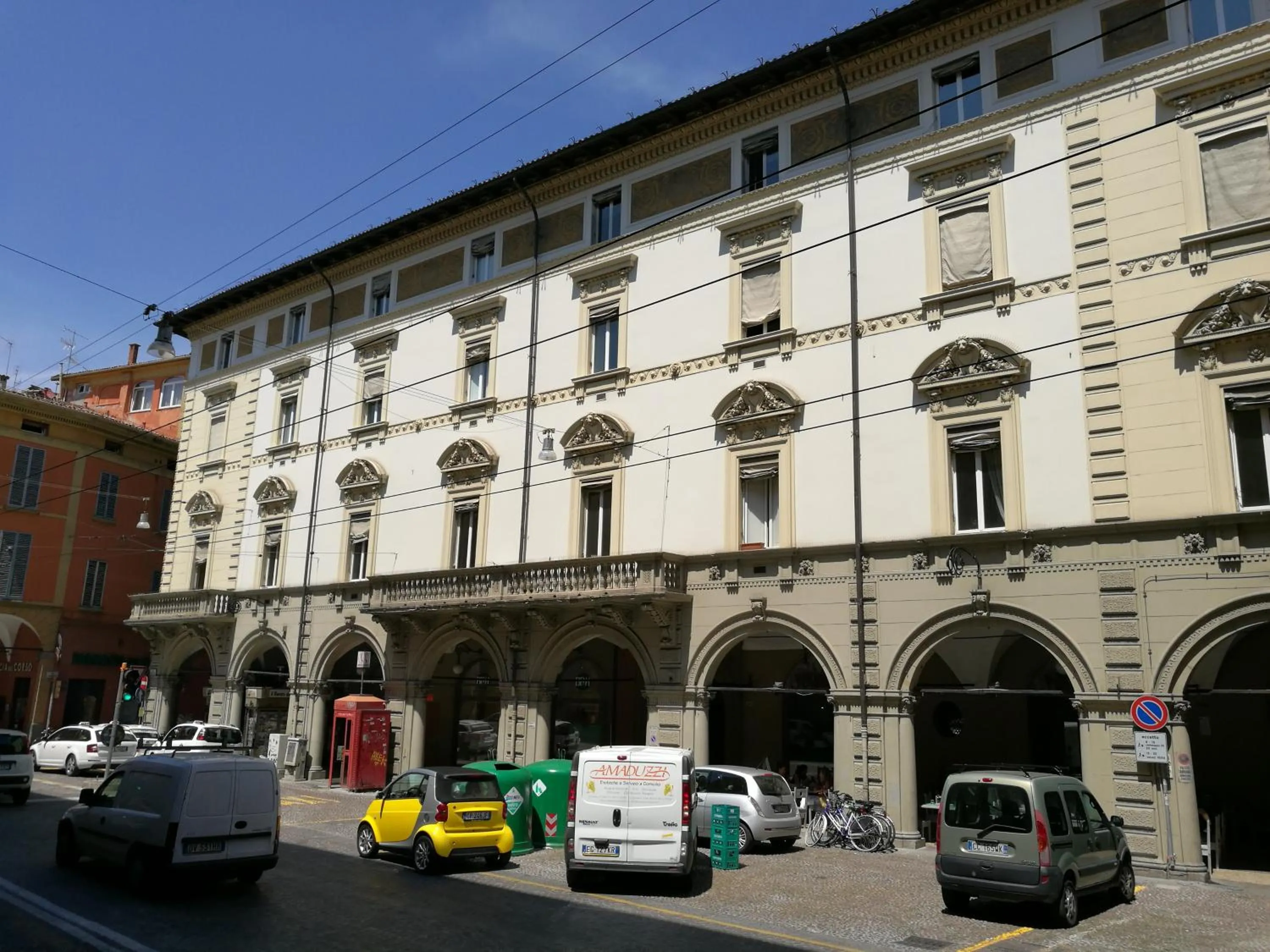 Facade/entrance in Residenza Piazza Santo Stefano