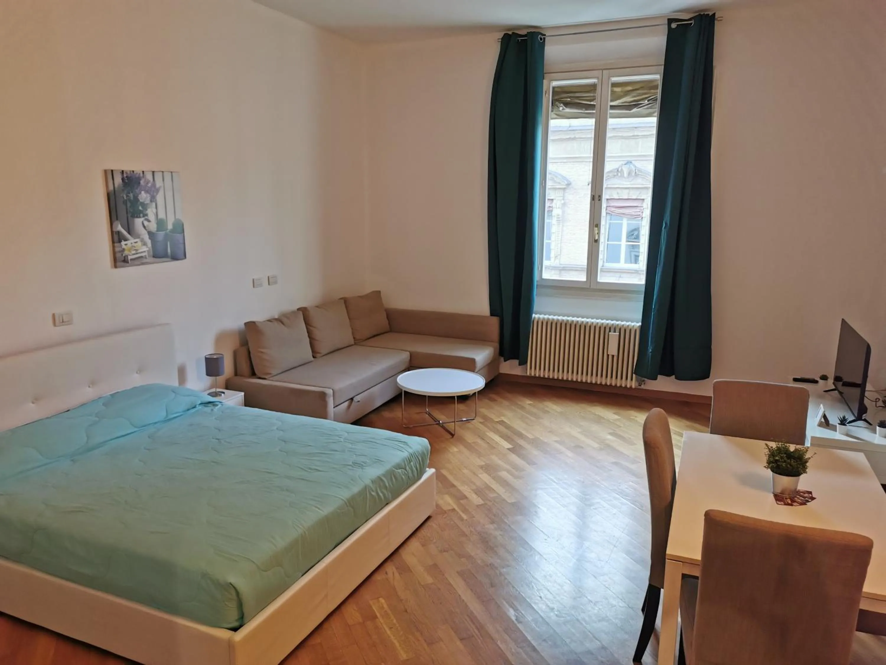 Photo of the whole room, Bed in Residenza Piazza Santo Stefano