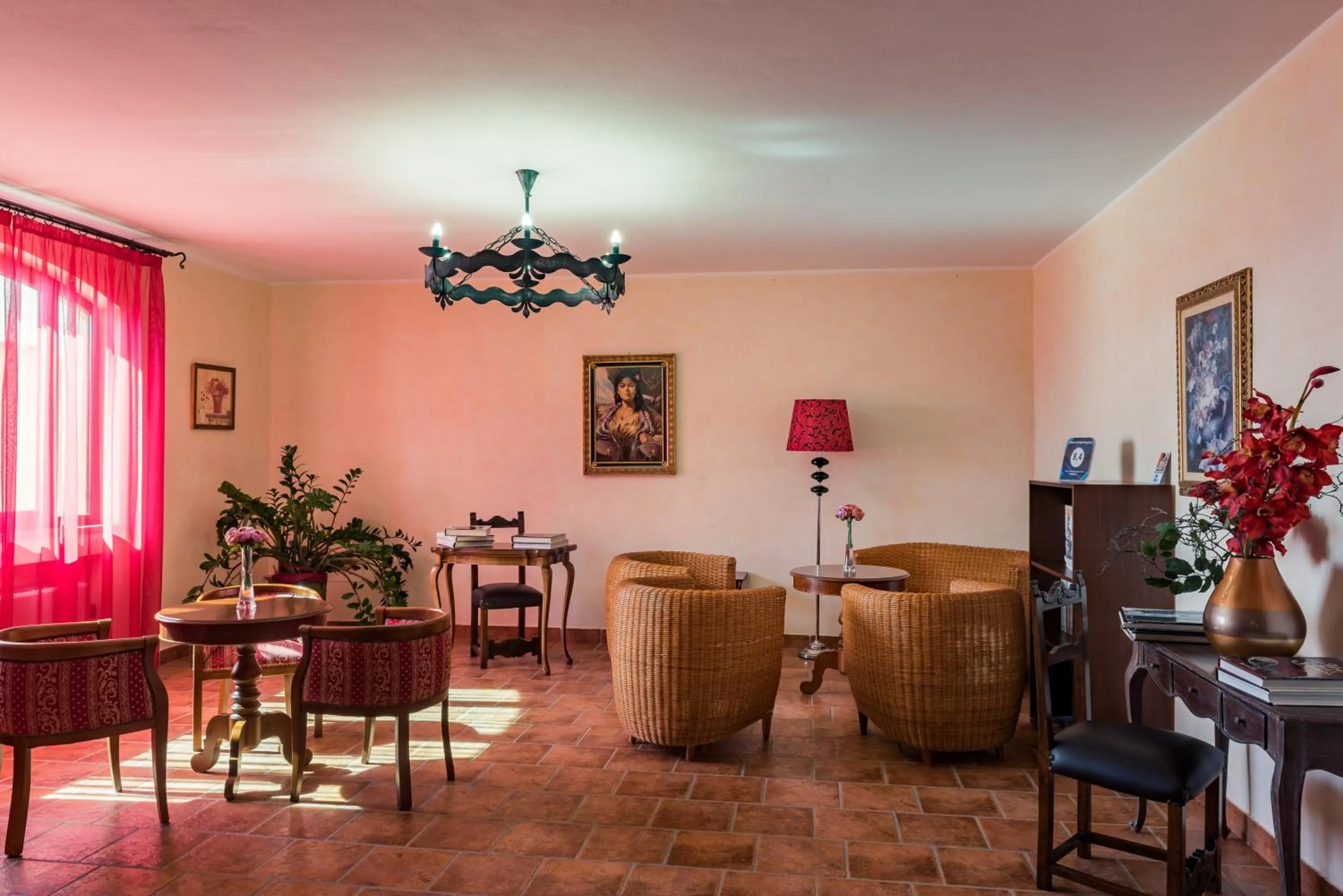 Communal lounge/ TV room in Hotel Lido degli Spagnoli Wellness & Spa