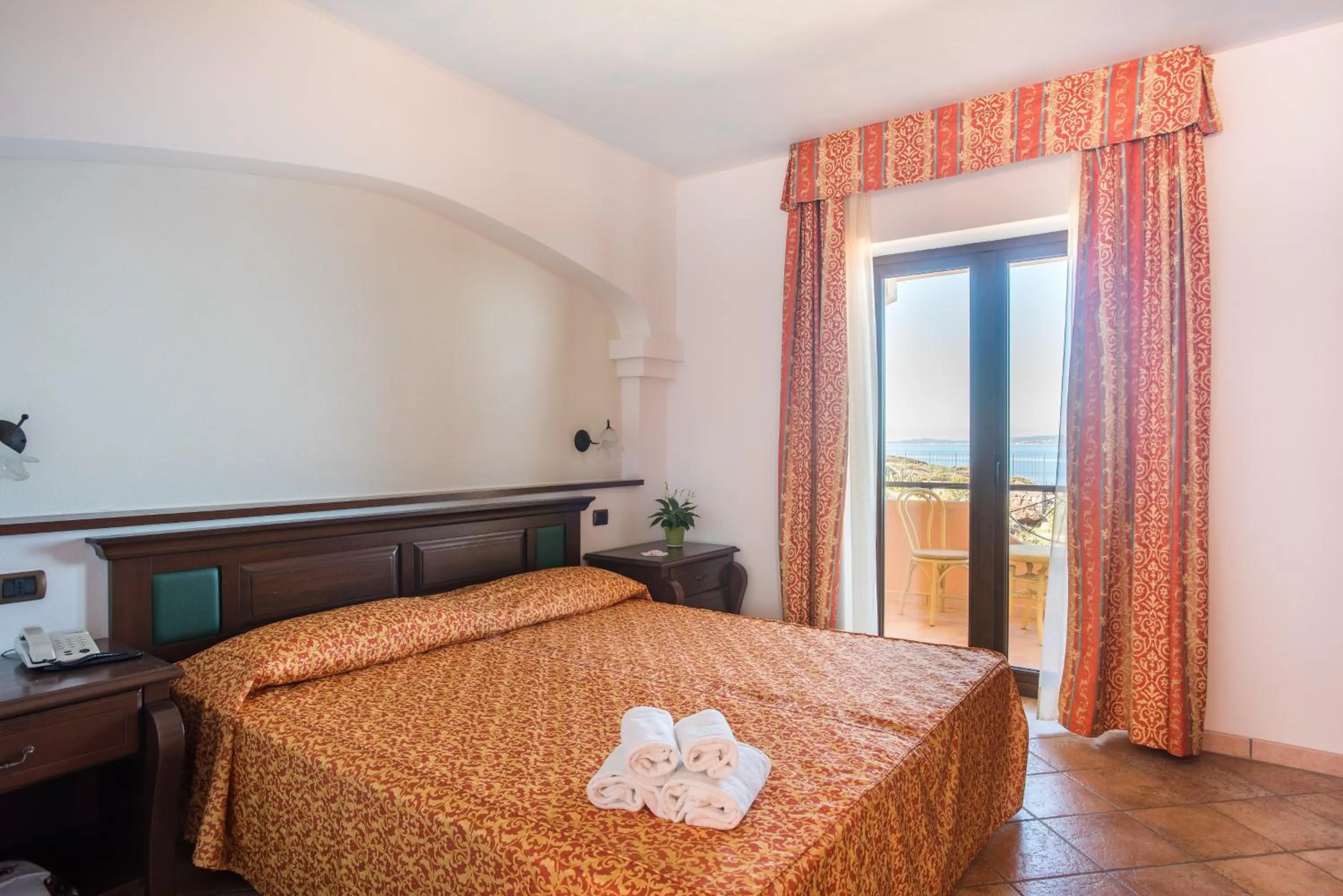 Bedroom in Hotel Lido degli Spagnoli Wellness & Spa