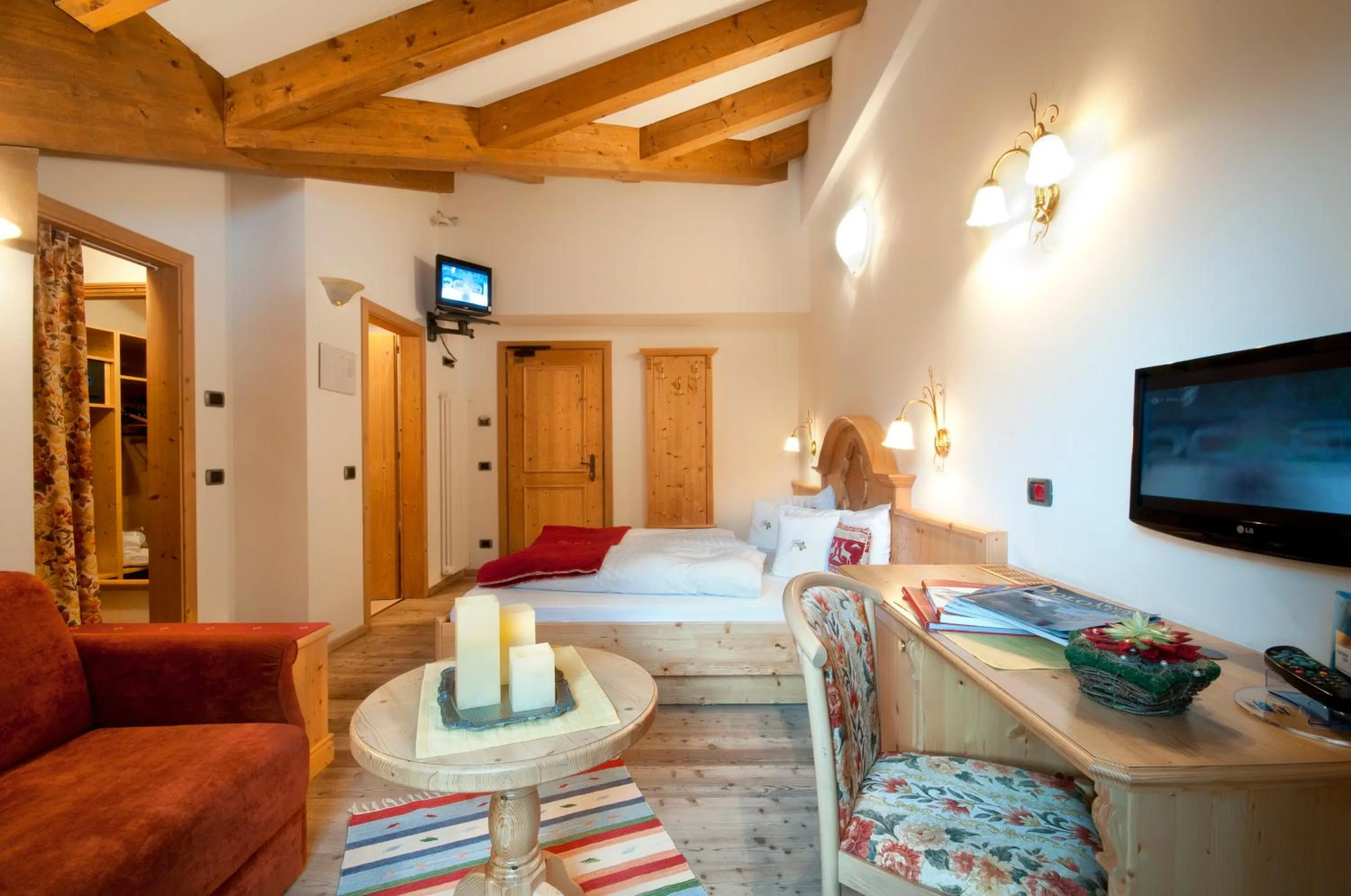 Photo of the whole room, Bed in Hotel Gianna