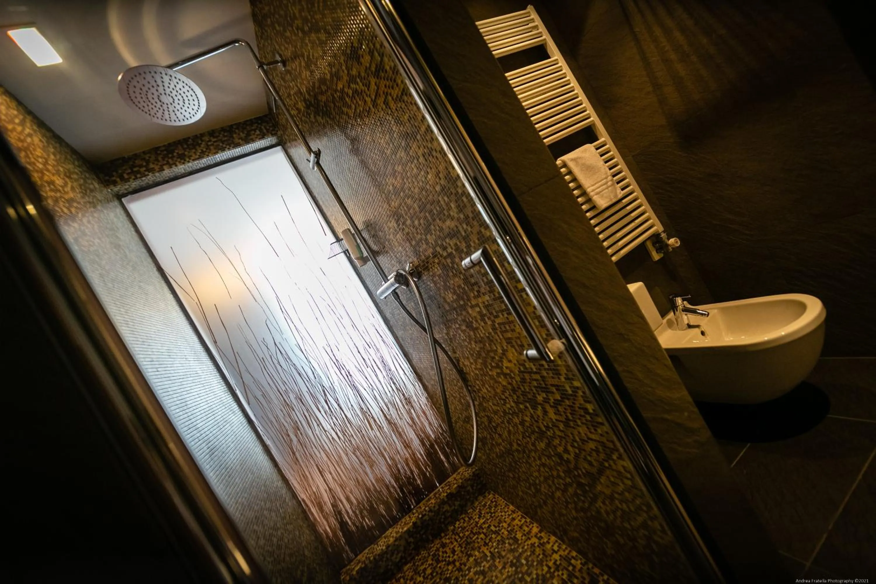 Shower in Boutique Exclusive B&B