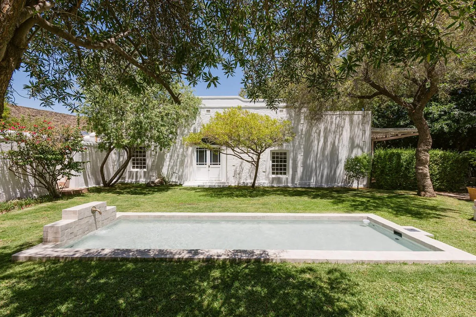 Swimming pool in De Bergkant