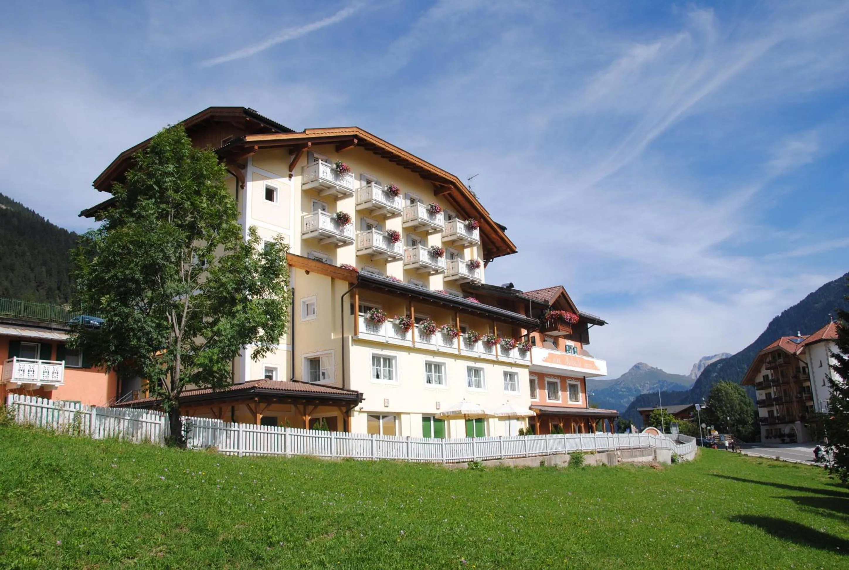 Property building in Dolasilla Park Hotel