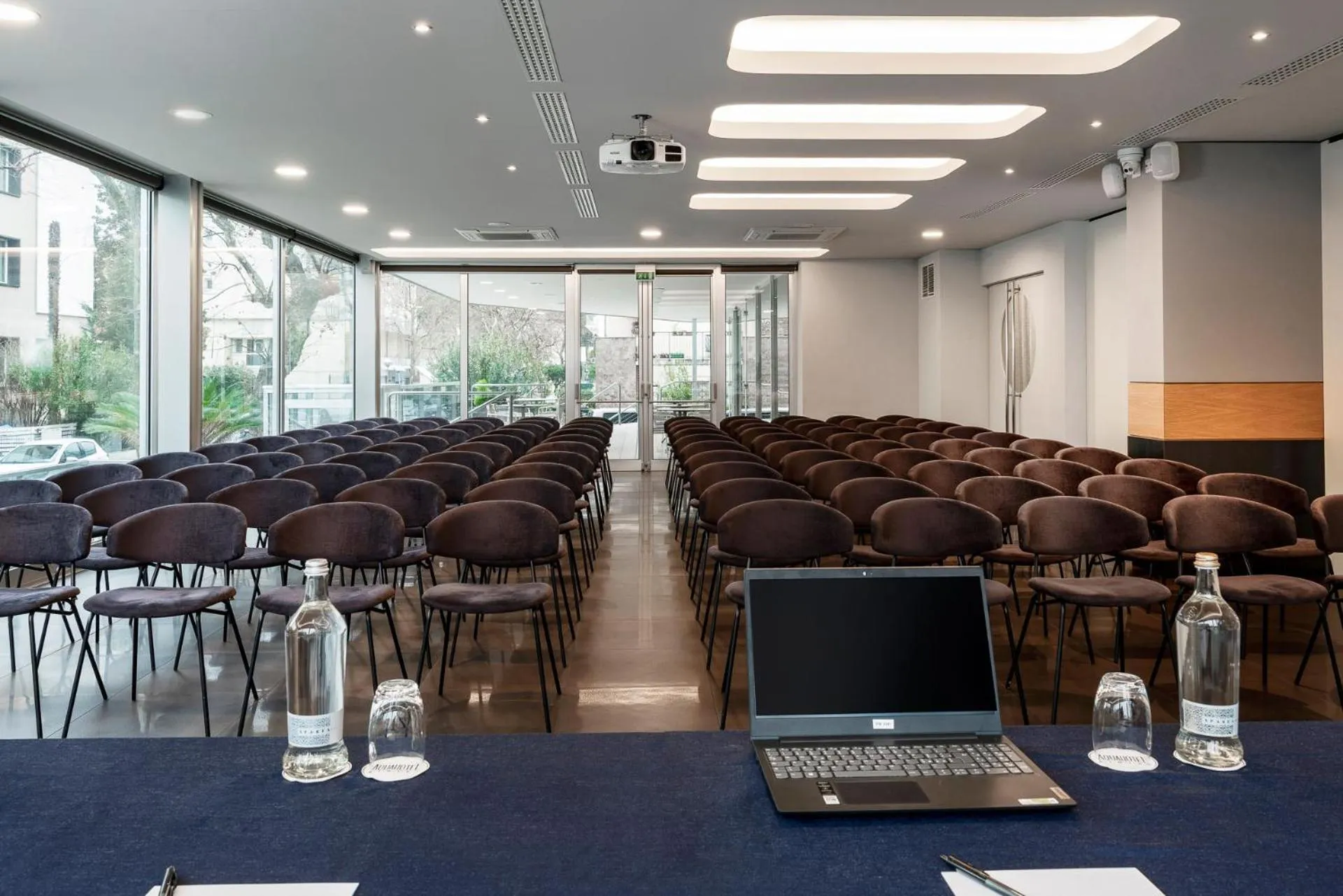 Meeting/conference room in Aqua Hotel