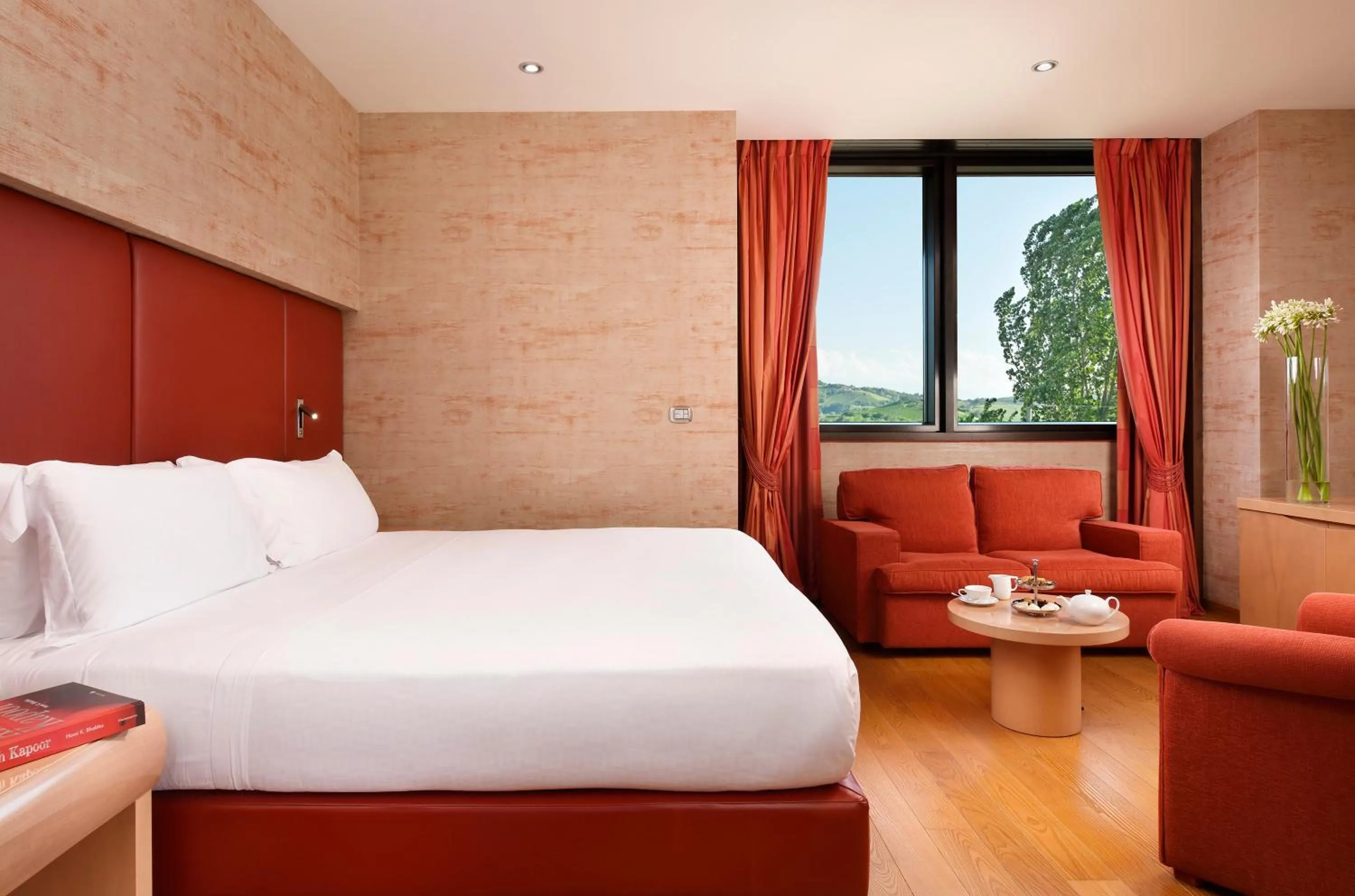 Bedroom, Bed in Il Boscareto Resort & Spa