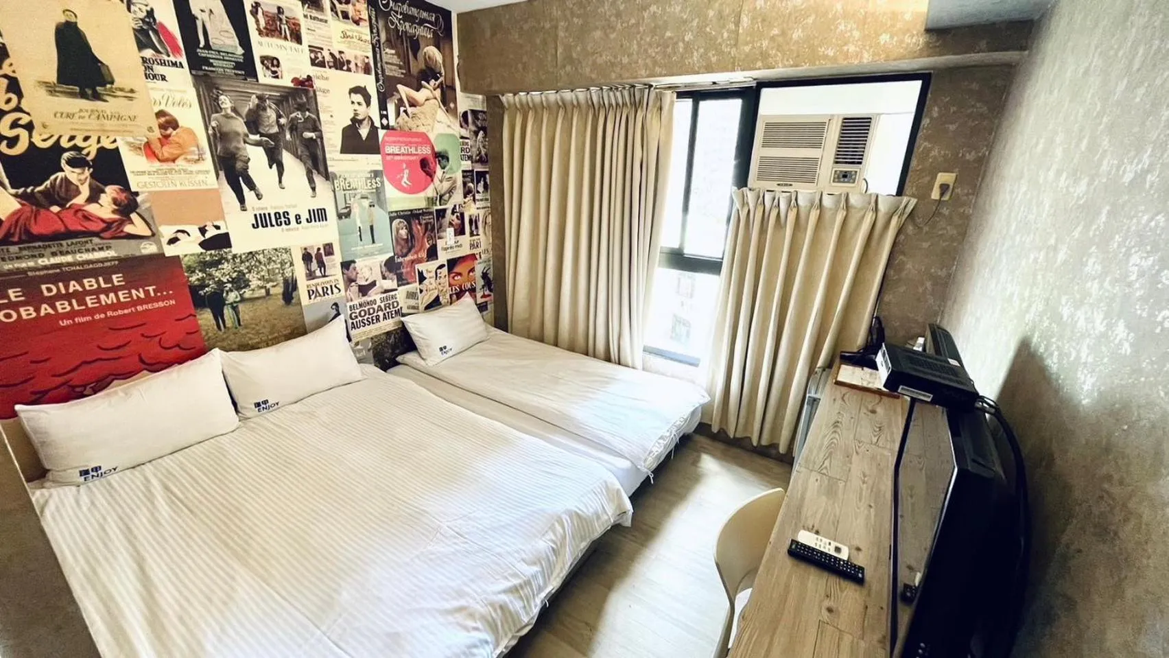 Bed in Feng Chia Hygge