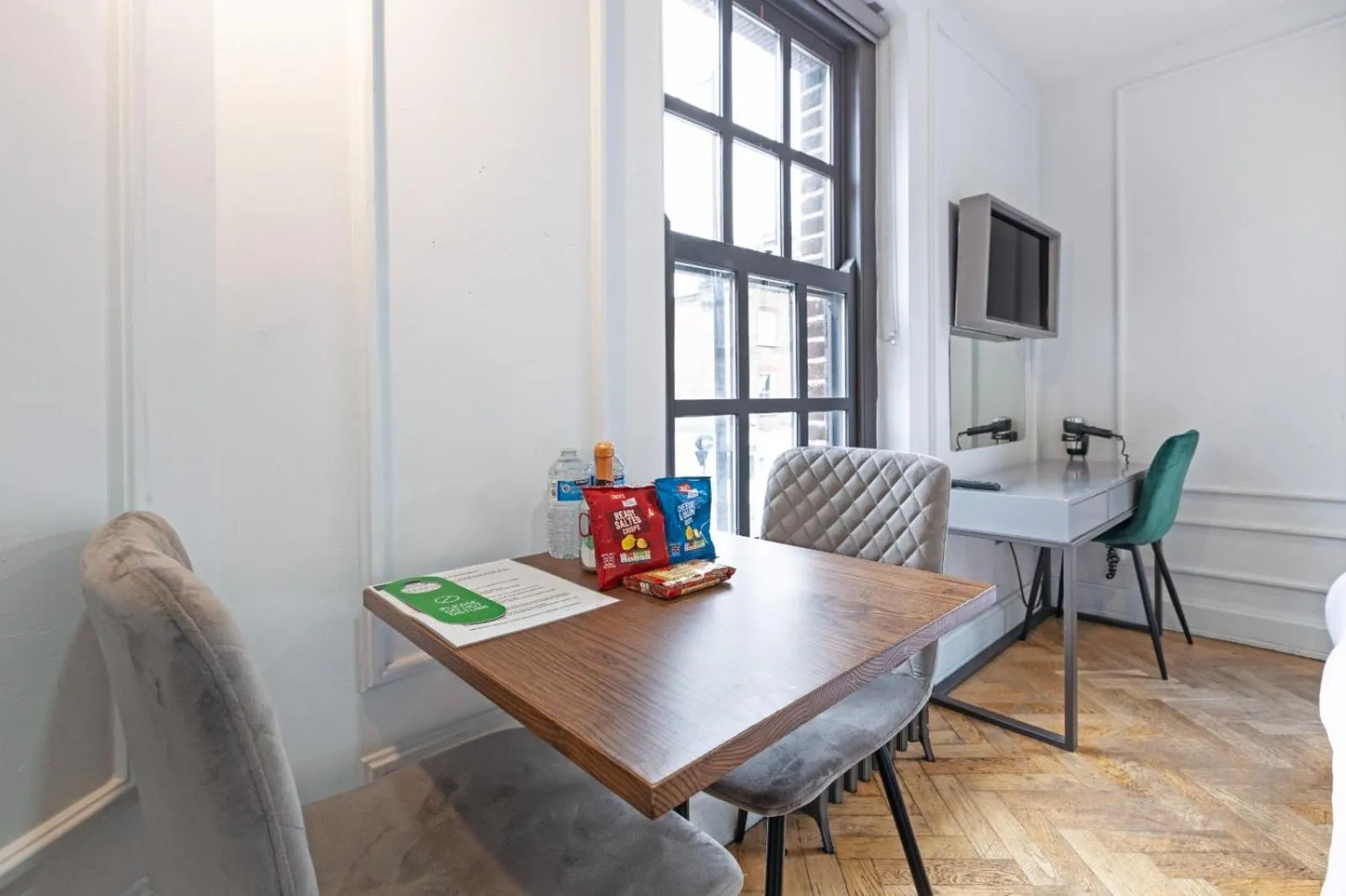 TV and multimedia in London Paddington Apartments