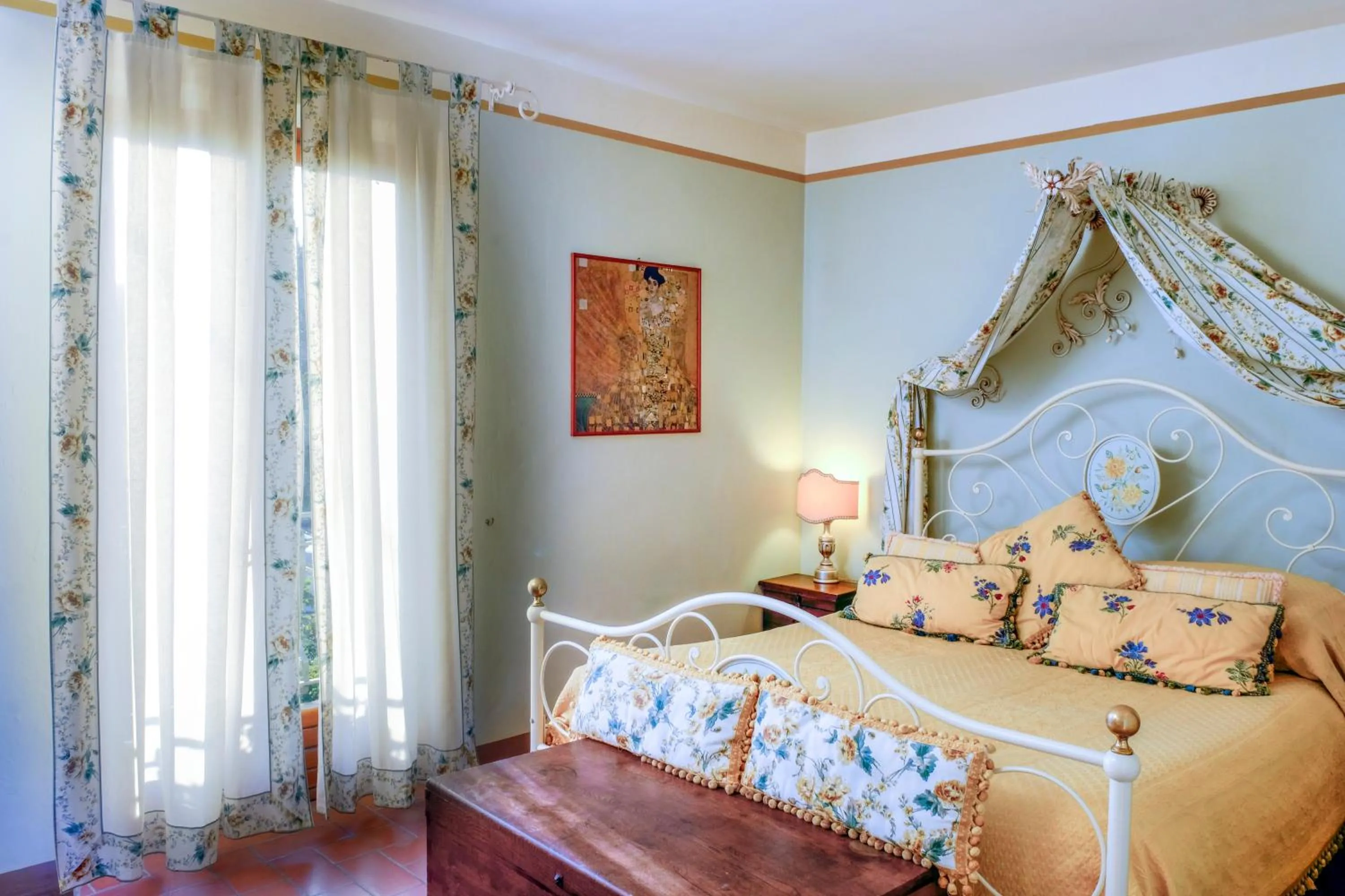 View (from property/room), Bed in Locanda Del Molino