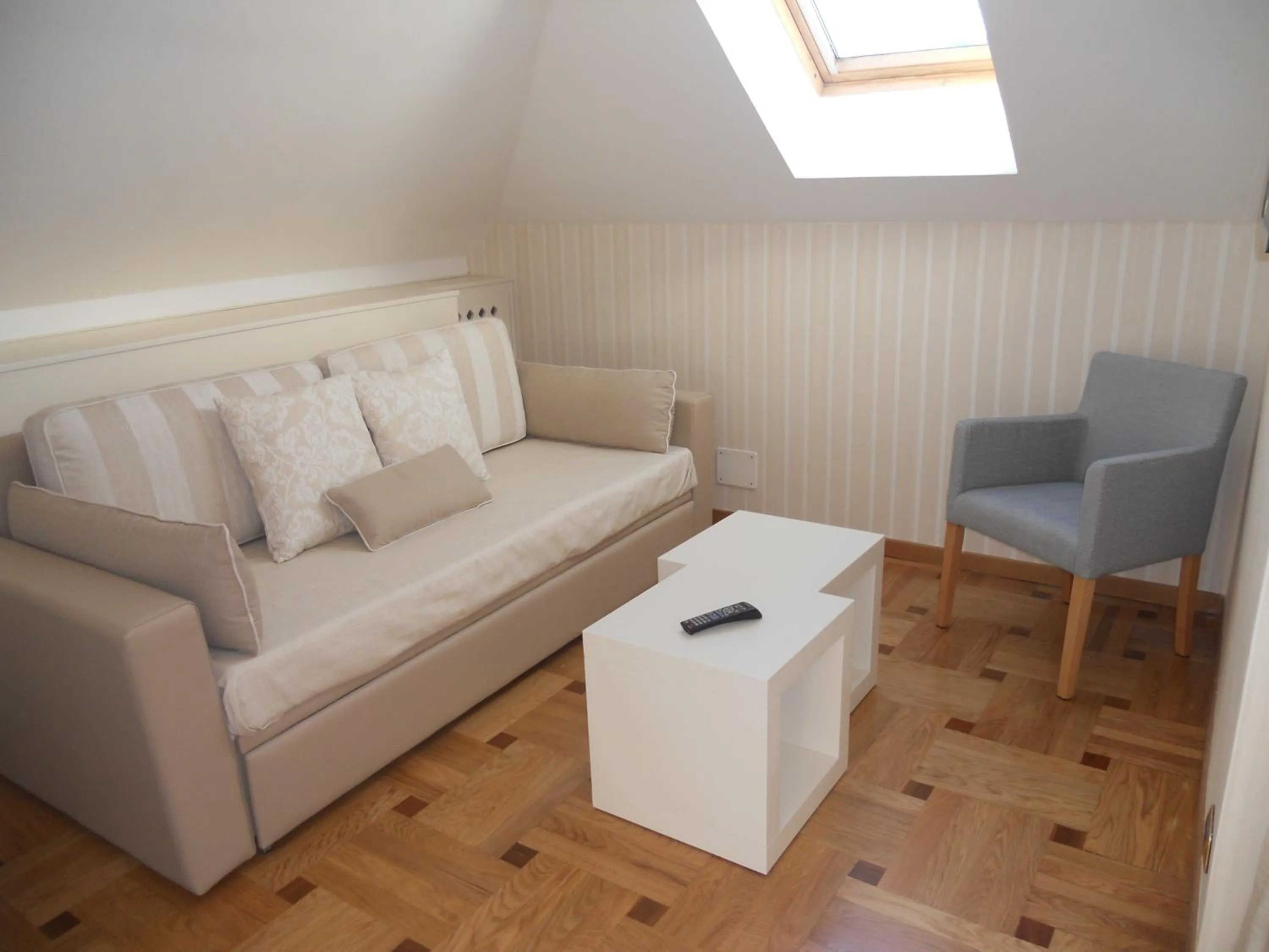 Seating area in Hotel Metropole