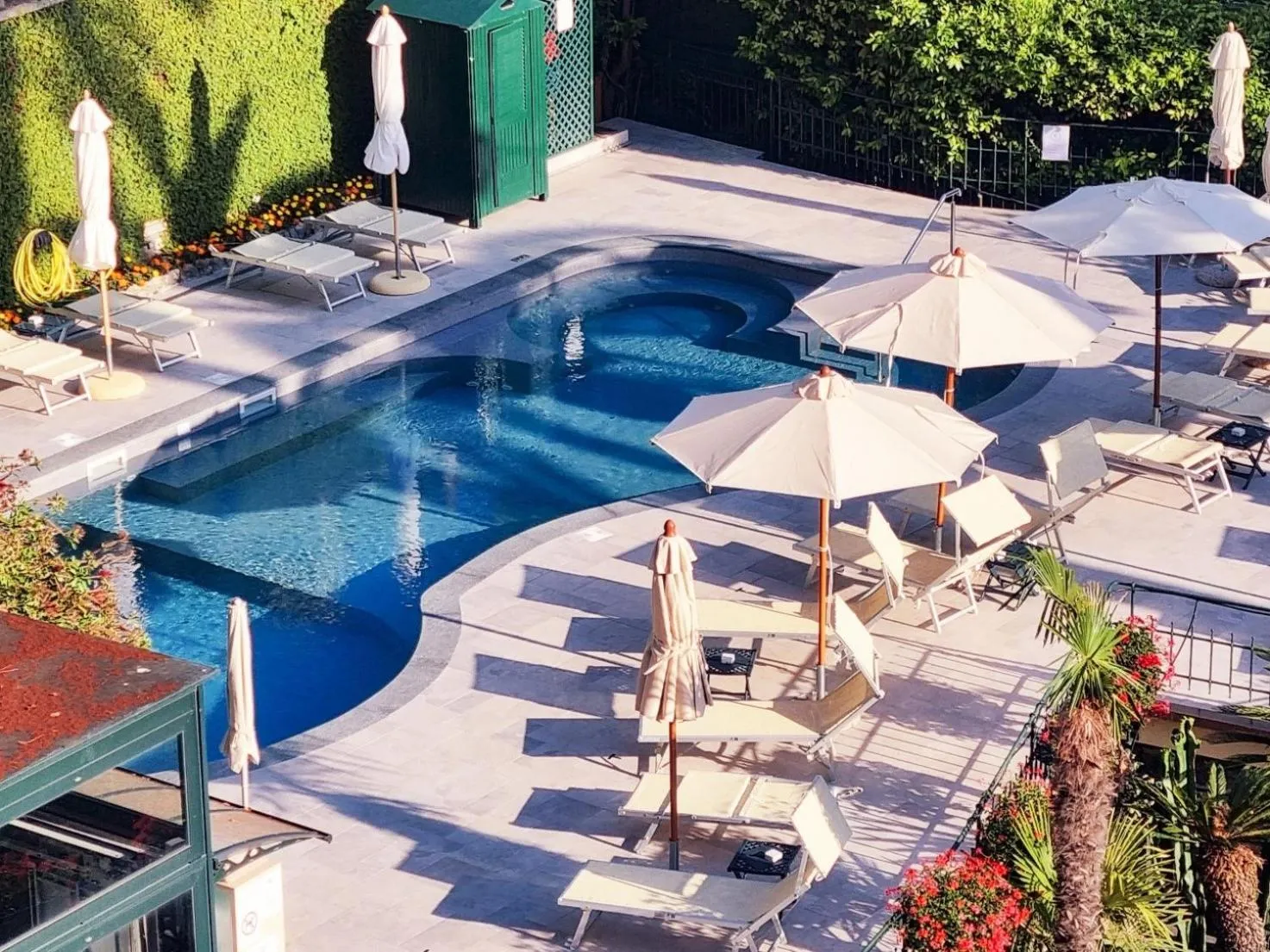 Swimming pool in Hotel Metropole