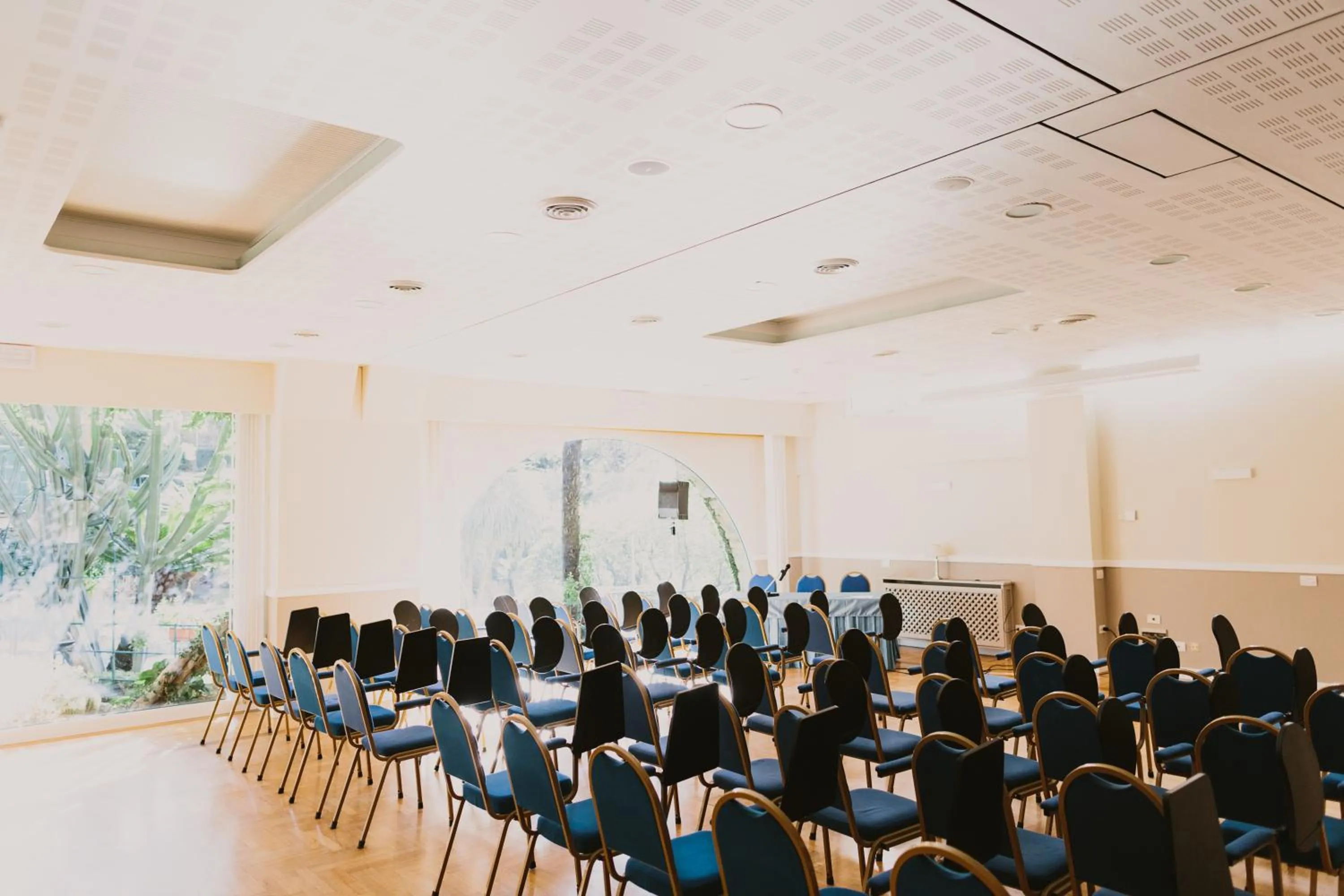 Day in Hotel Metropole