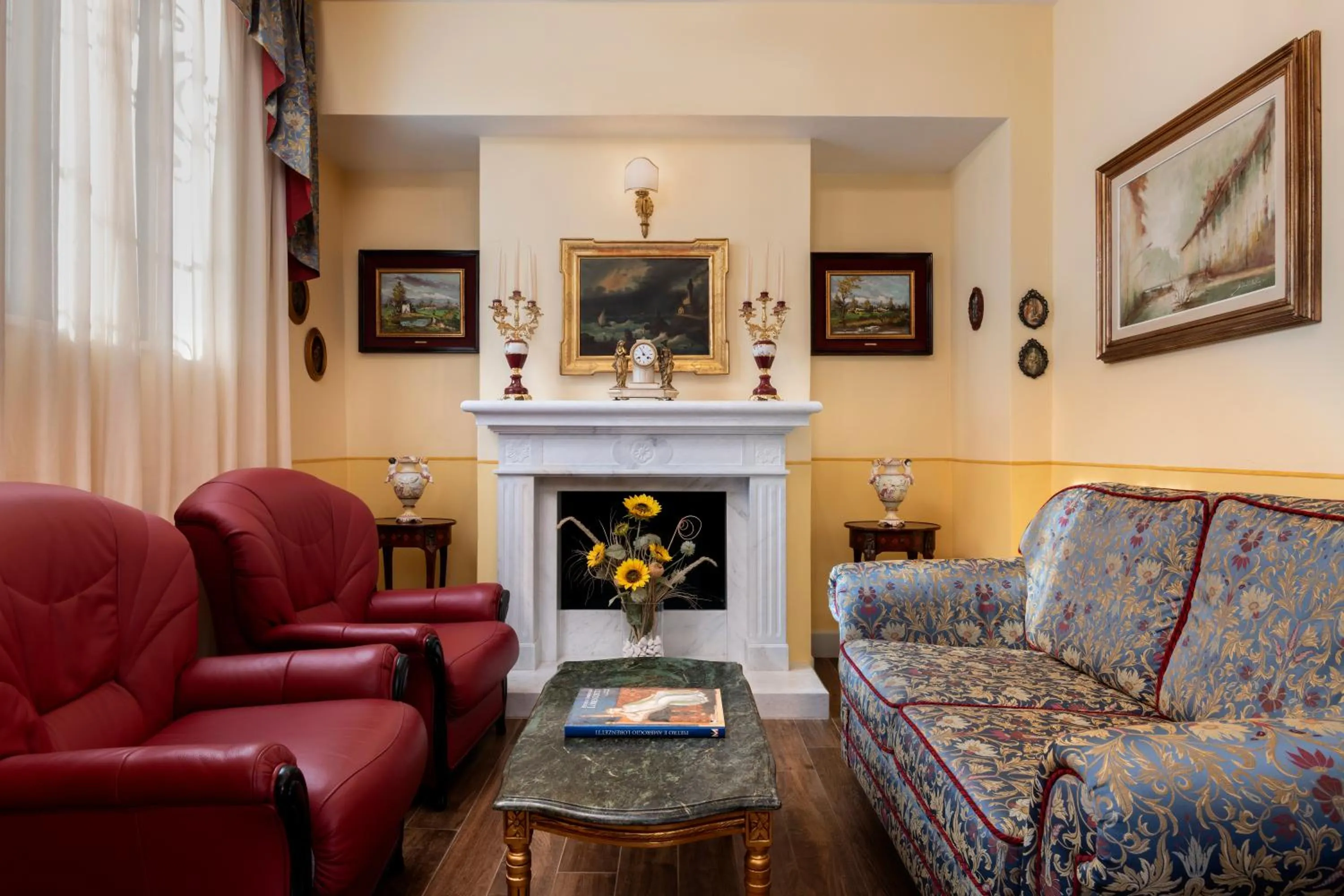 Lobby or reception in Hotel San Gregorio