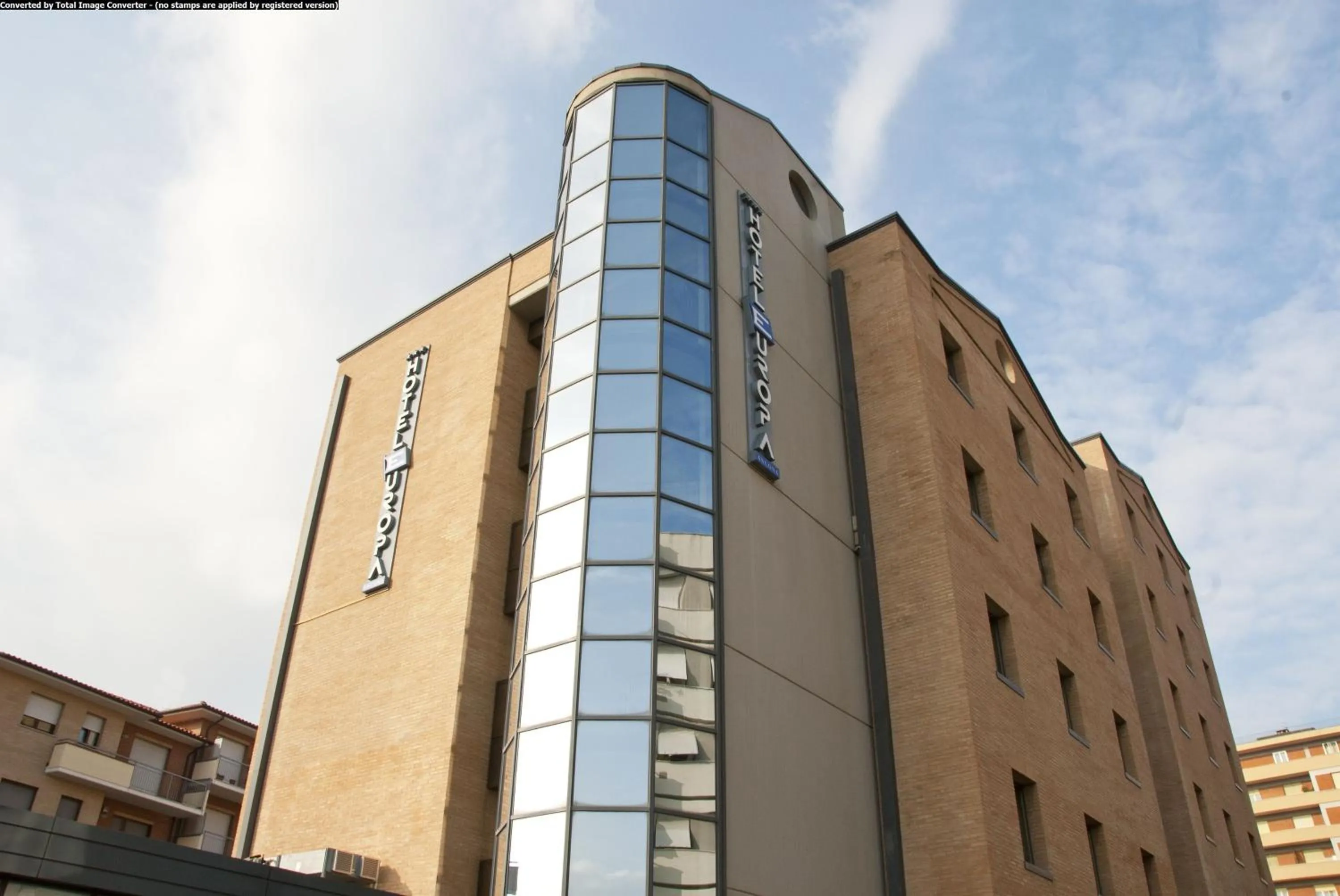 Facade/entrance in Hotel Europa