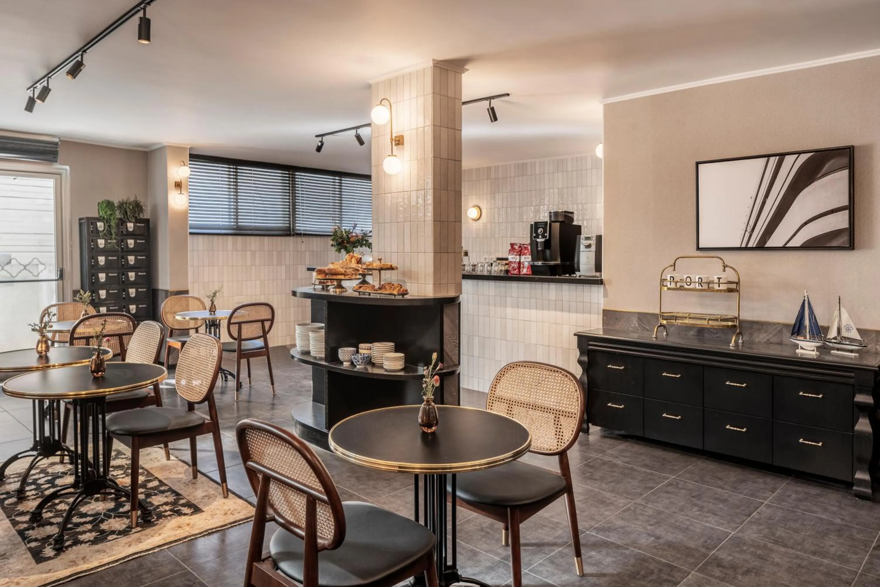 Seating area in The New Port Hotel TLV