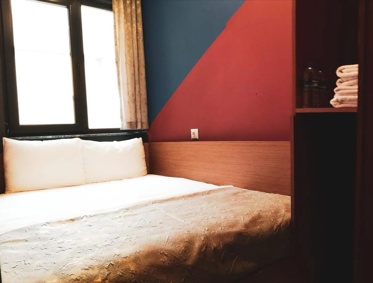 Bed in Quantum Hotel