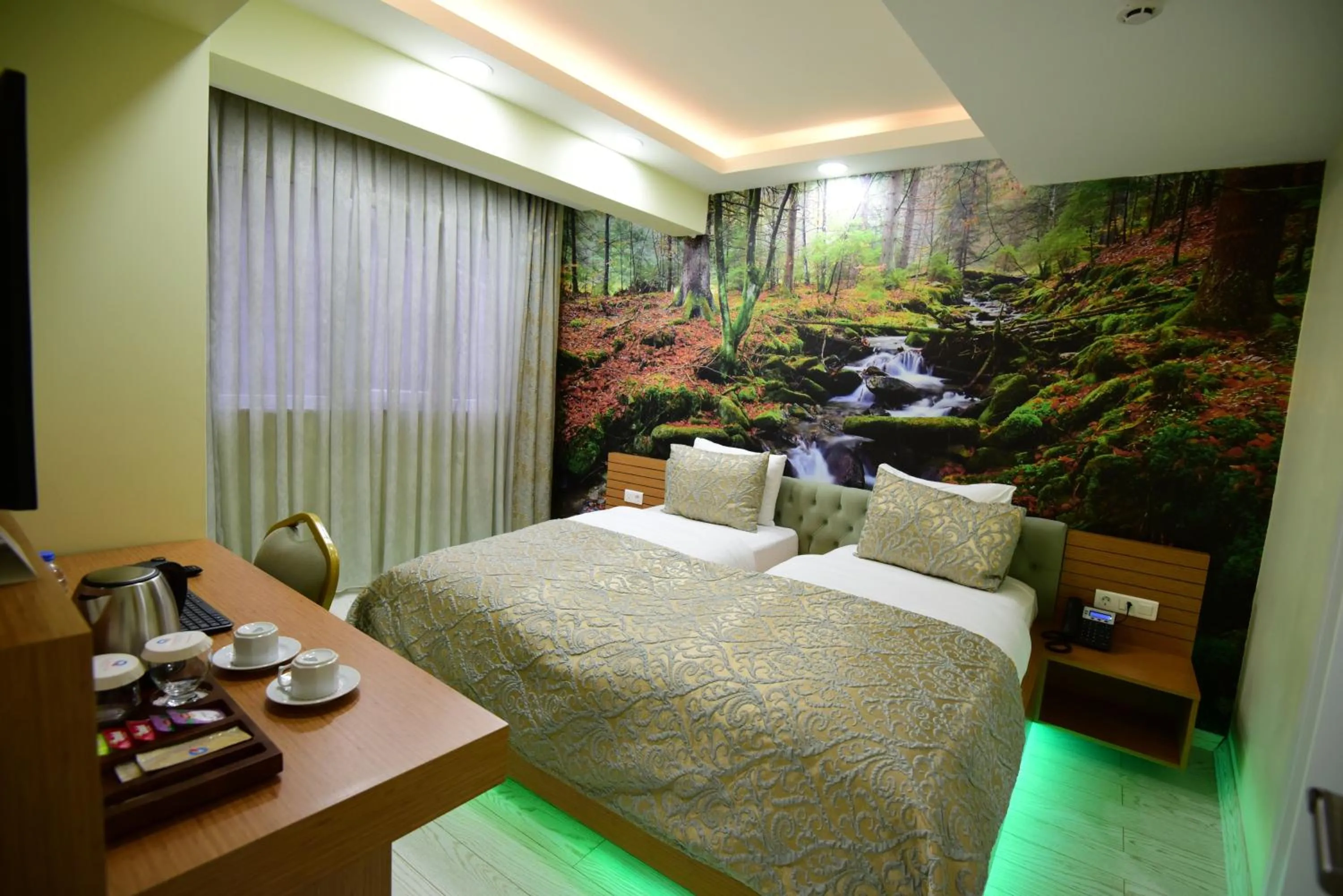Photo of the whole room, Bed in Quantum Hotel