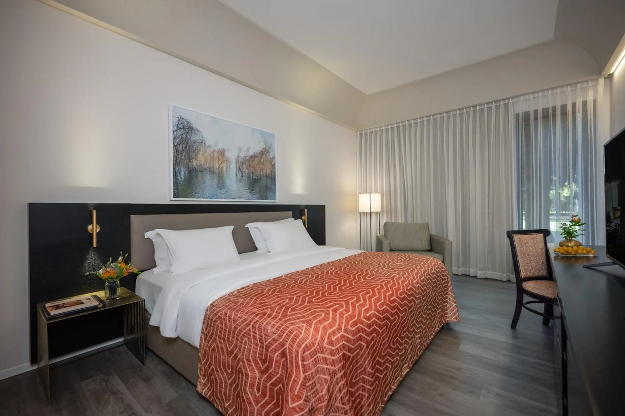 Bed in Dan Jerusalem Hotel