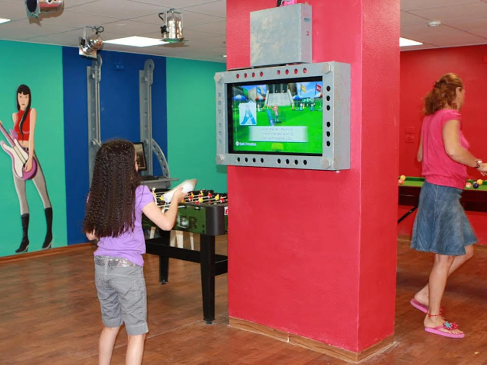 People in Dan Jerusalem Hotel