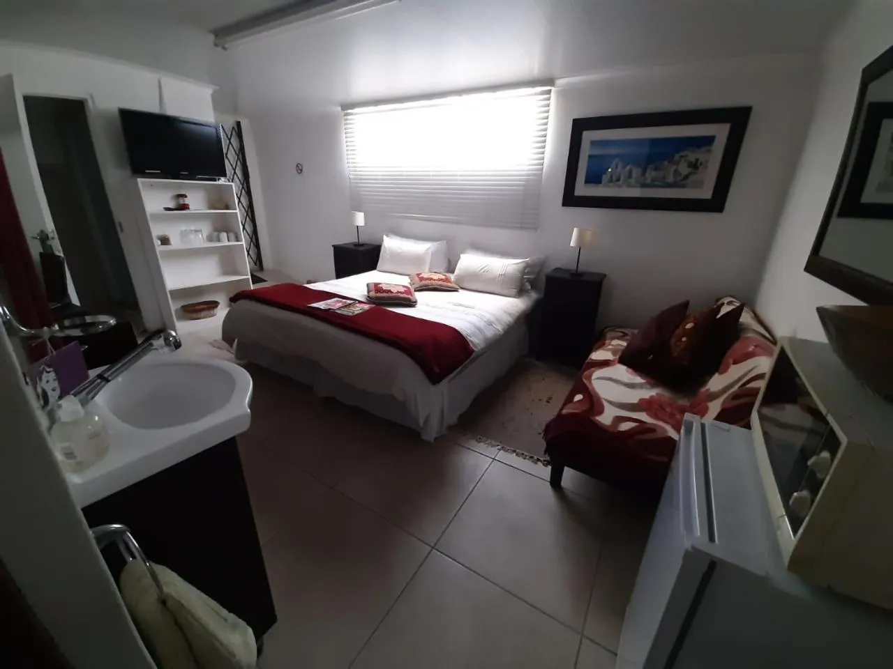 Bathroom, Bed in Au Plais De Langebaan at Palm Tree Villa
