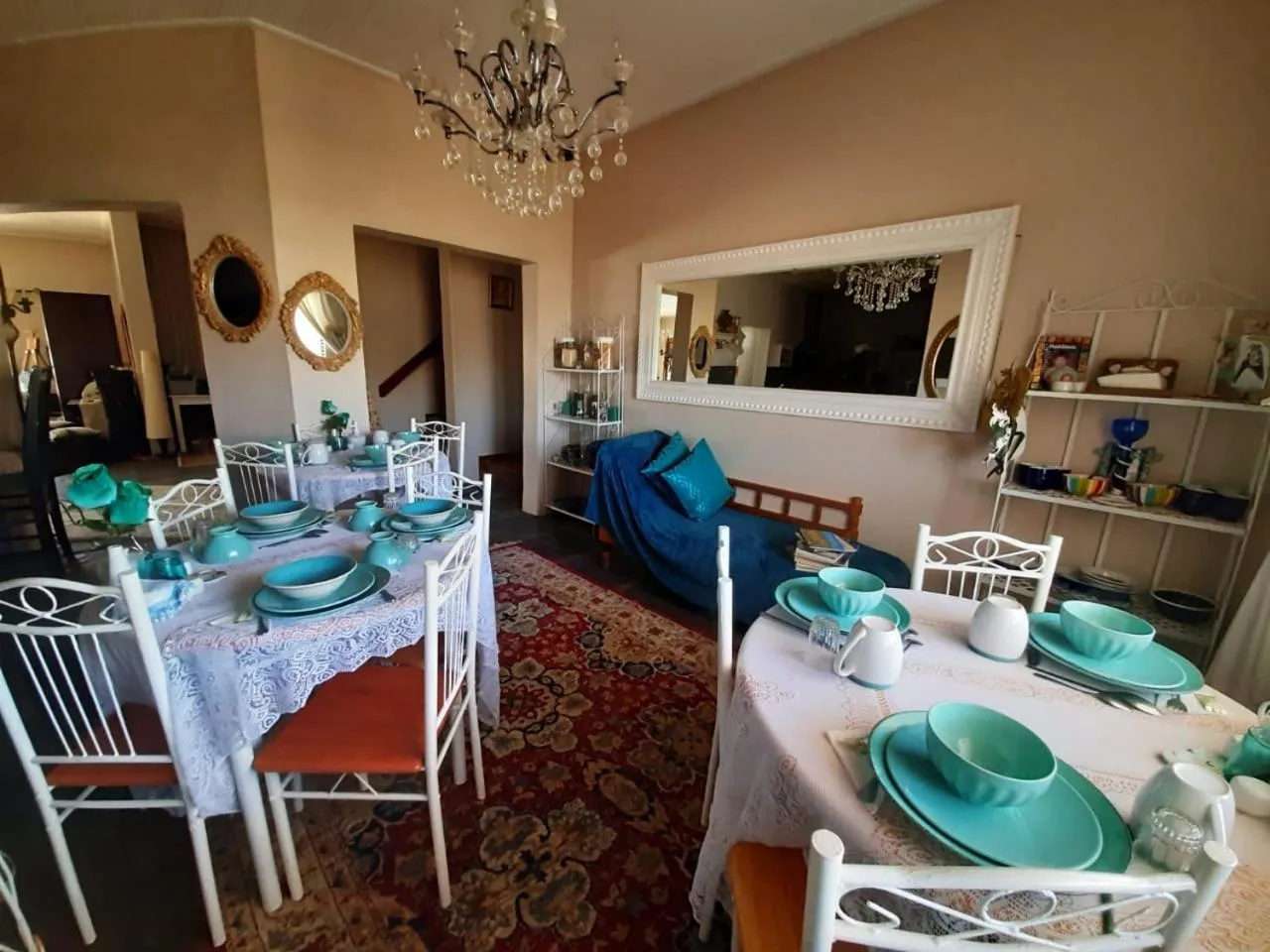 Restaurant/places to eat in Au Plais De Langebaan at Palm Tree Villa
