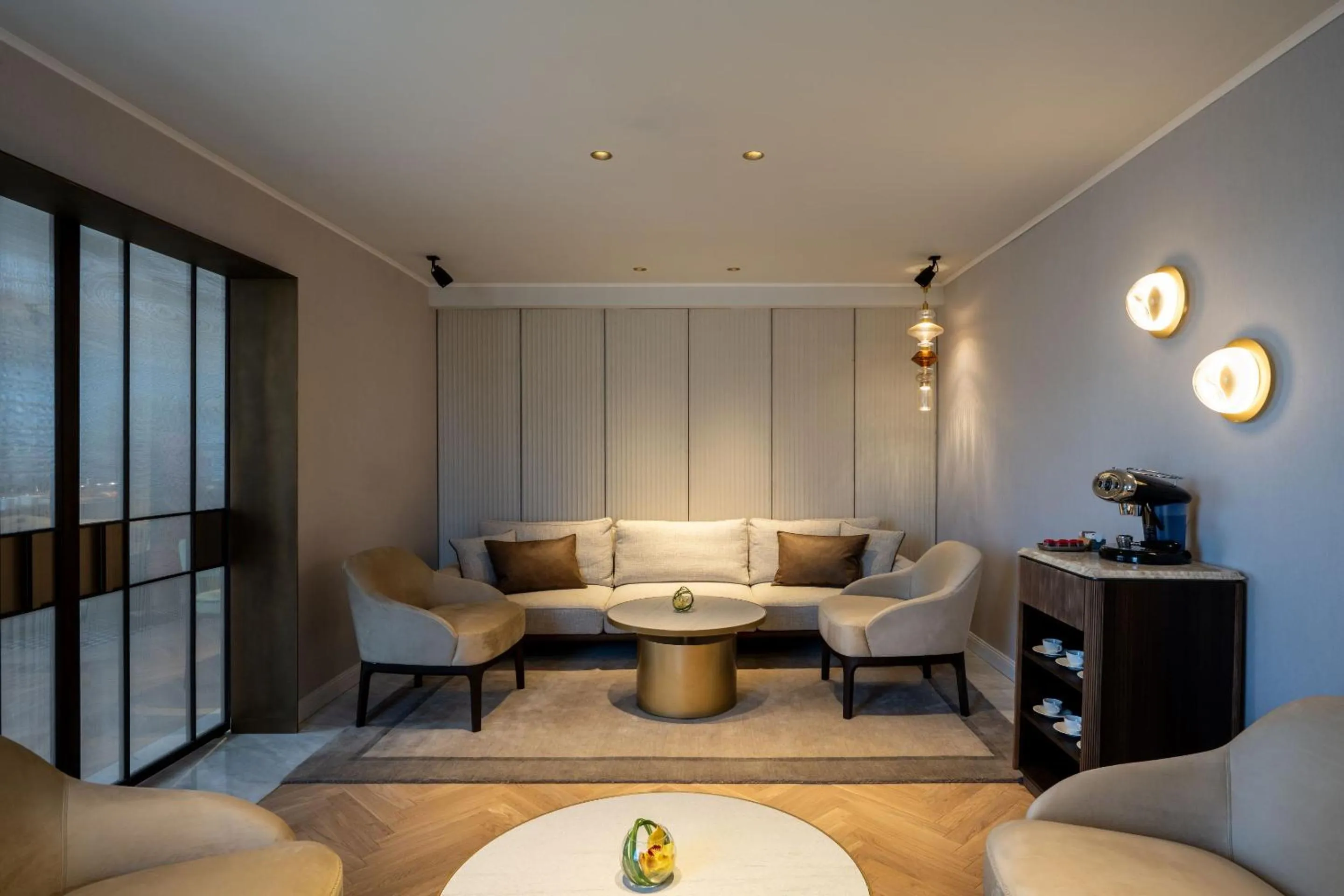 Lounge or bar in The Inbal Jerusalem