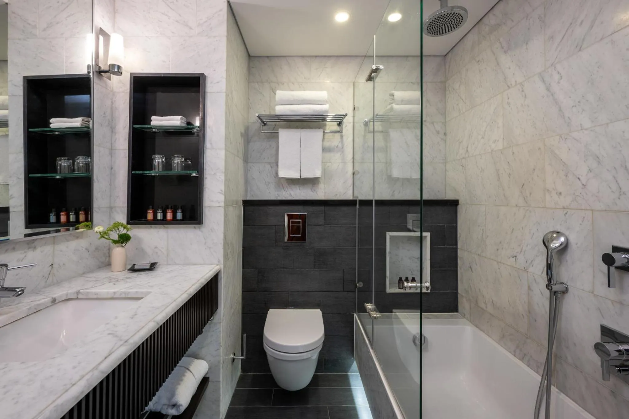 Shower in The Inbal Jerusalem