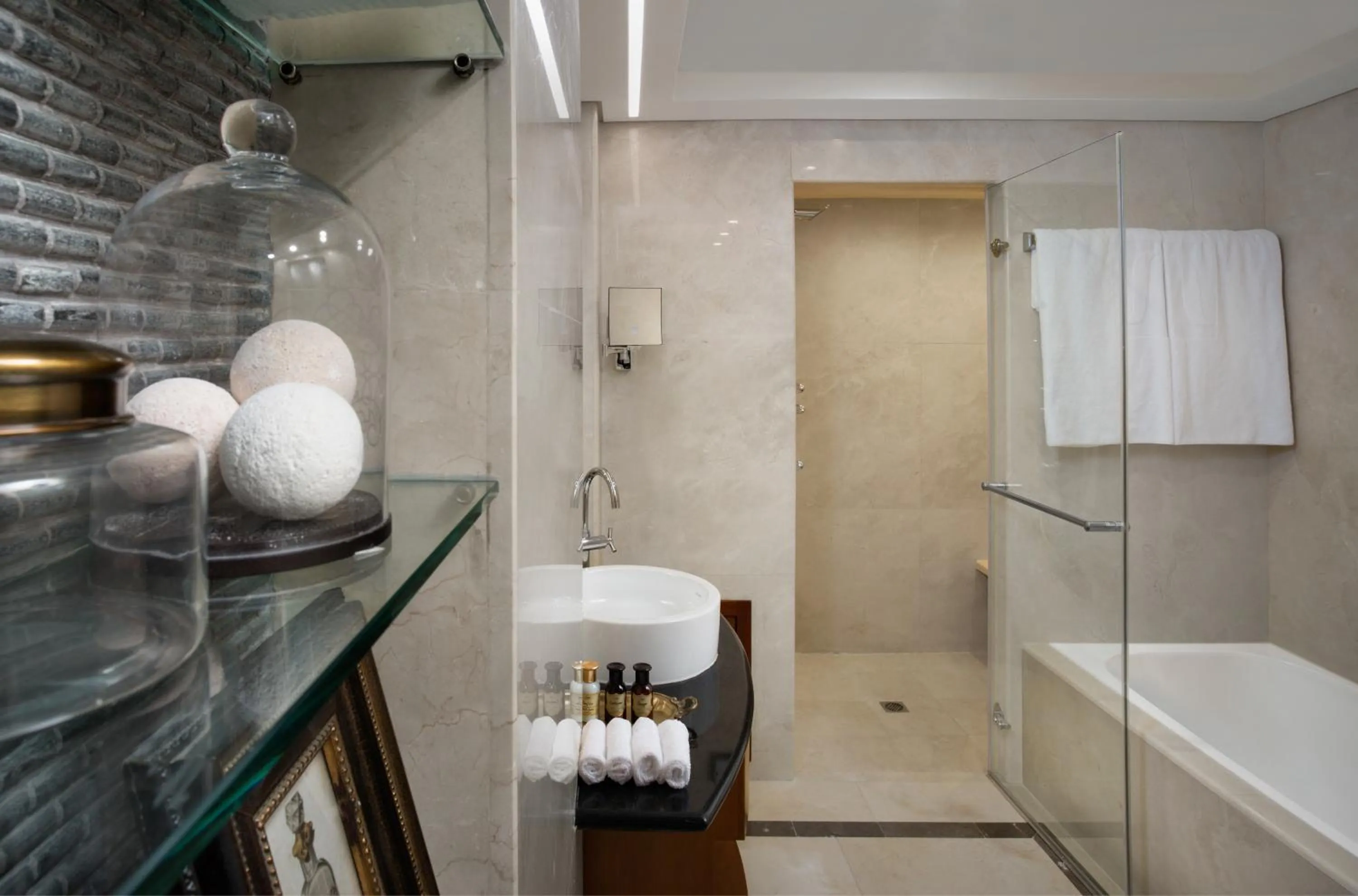 Bathroom in The Inbal Jerusalem