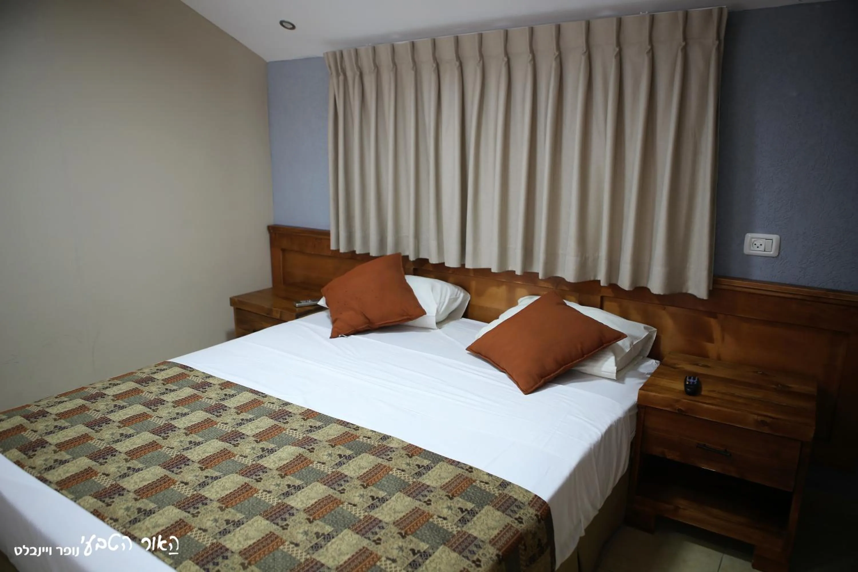 Bed in Dor Country Lodging