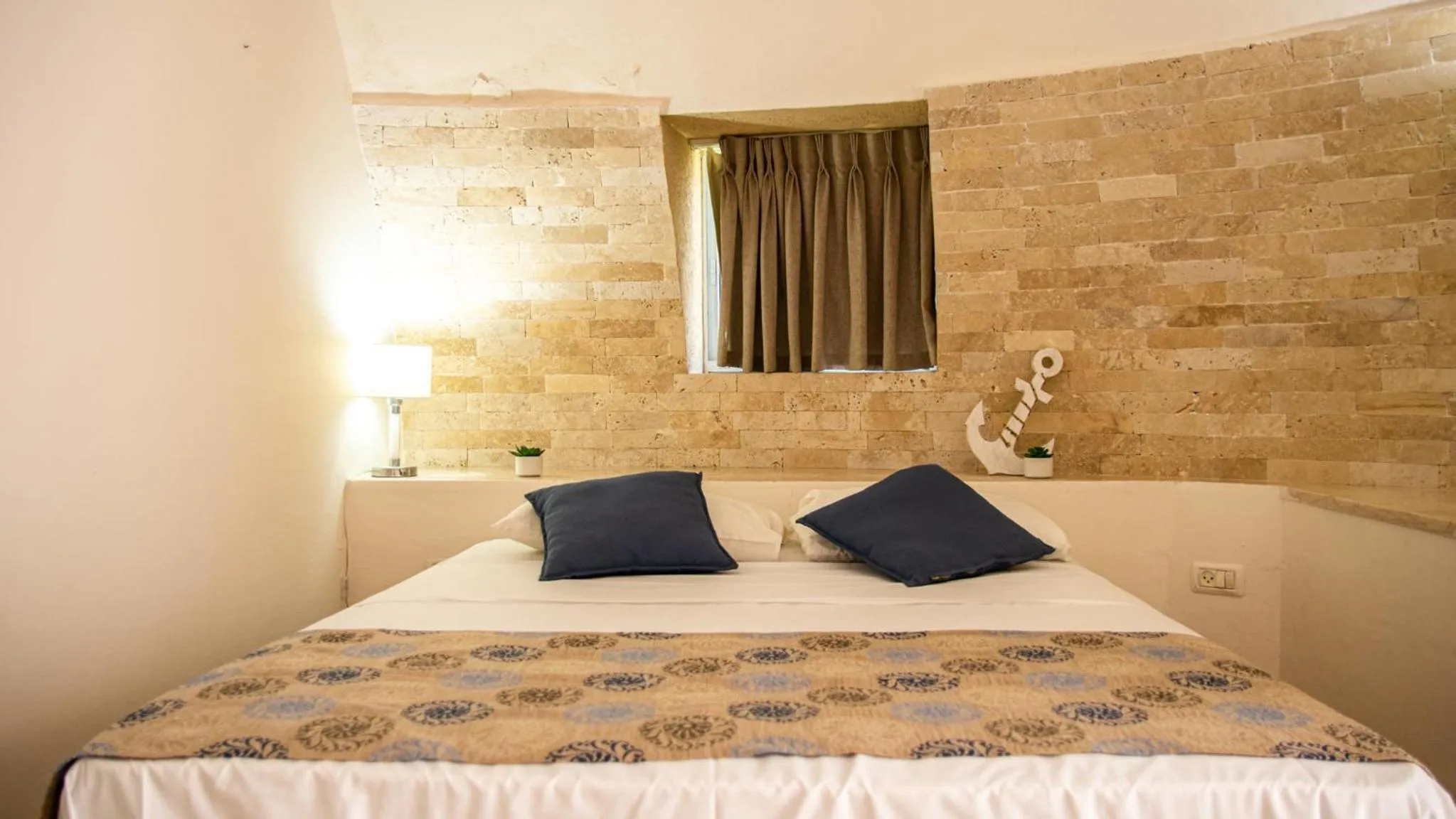 Bed in Dor Country Lodging