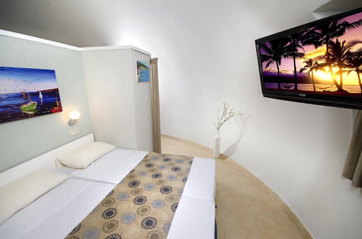 Bed in Dor Country Lodging