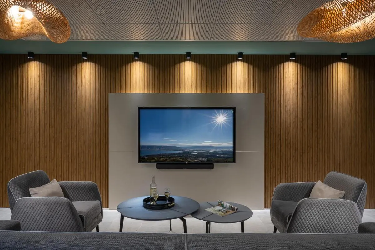 Lounge or bar in Jacob Ohalo Kinneret