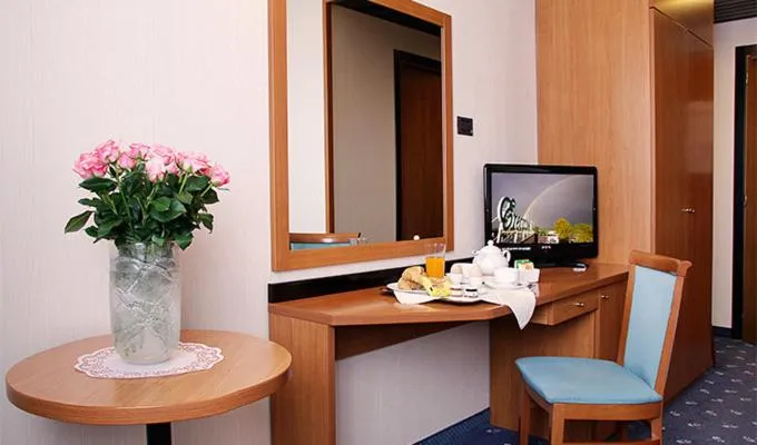 Hotel Executive Meeting & Events