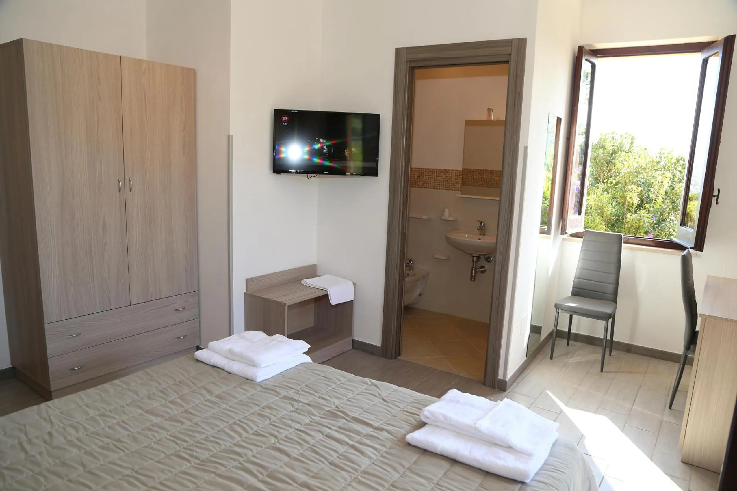 Bedroom, Bed in Solandra Affittacamere