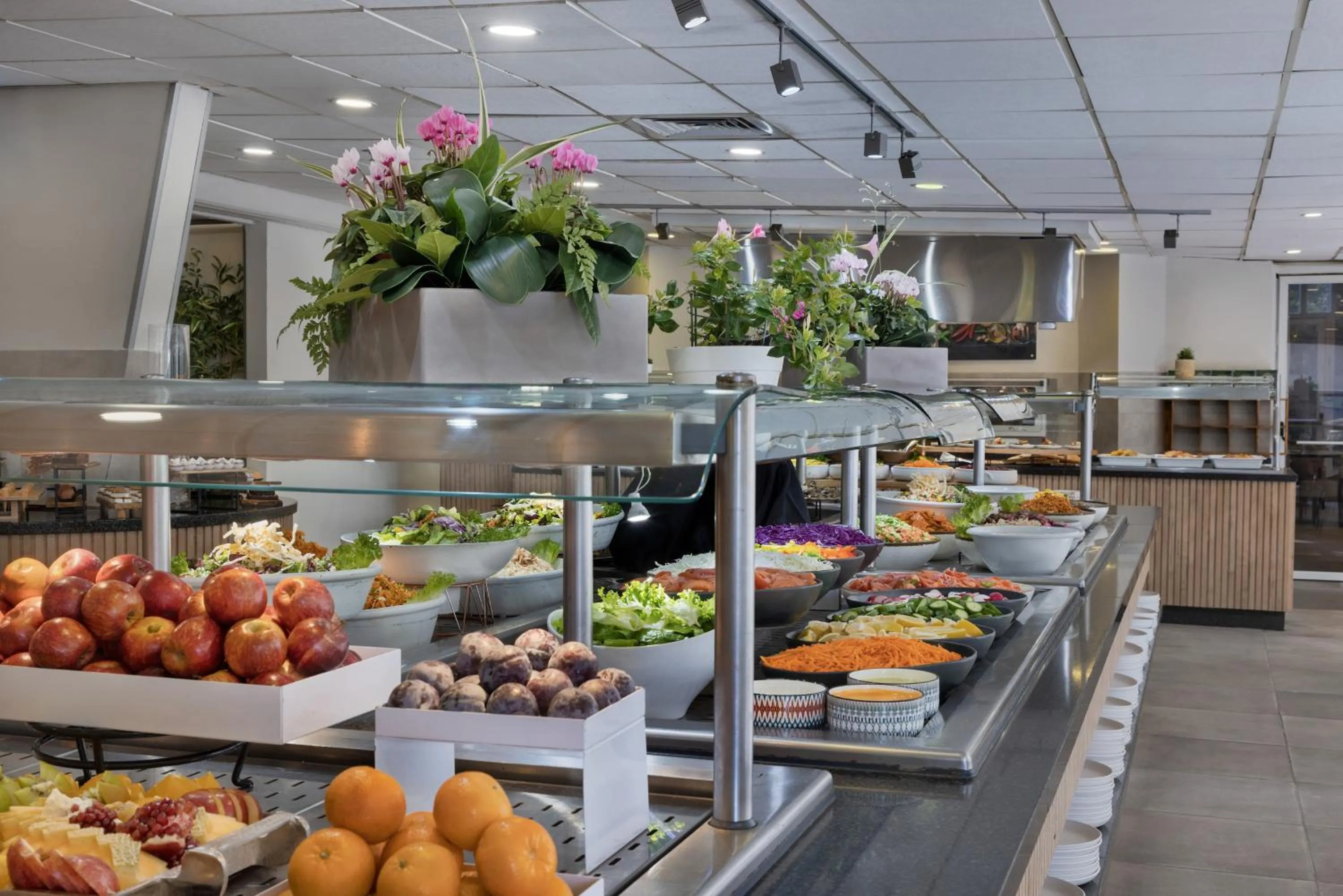 Food in Kfar Maccabiah Business & Sport Hotel