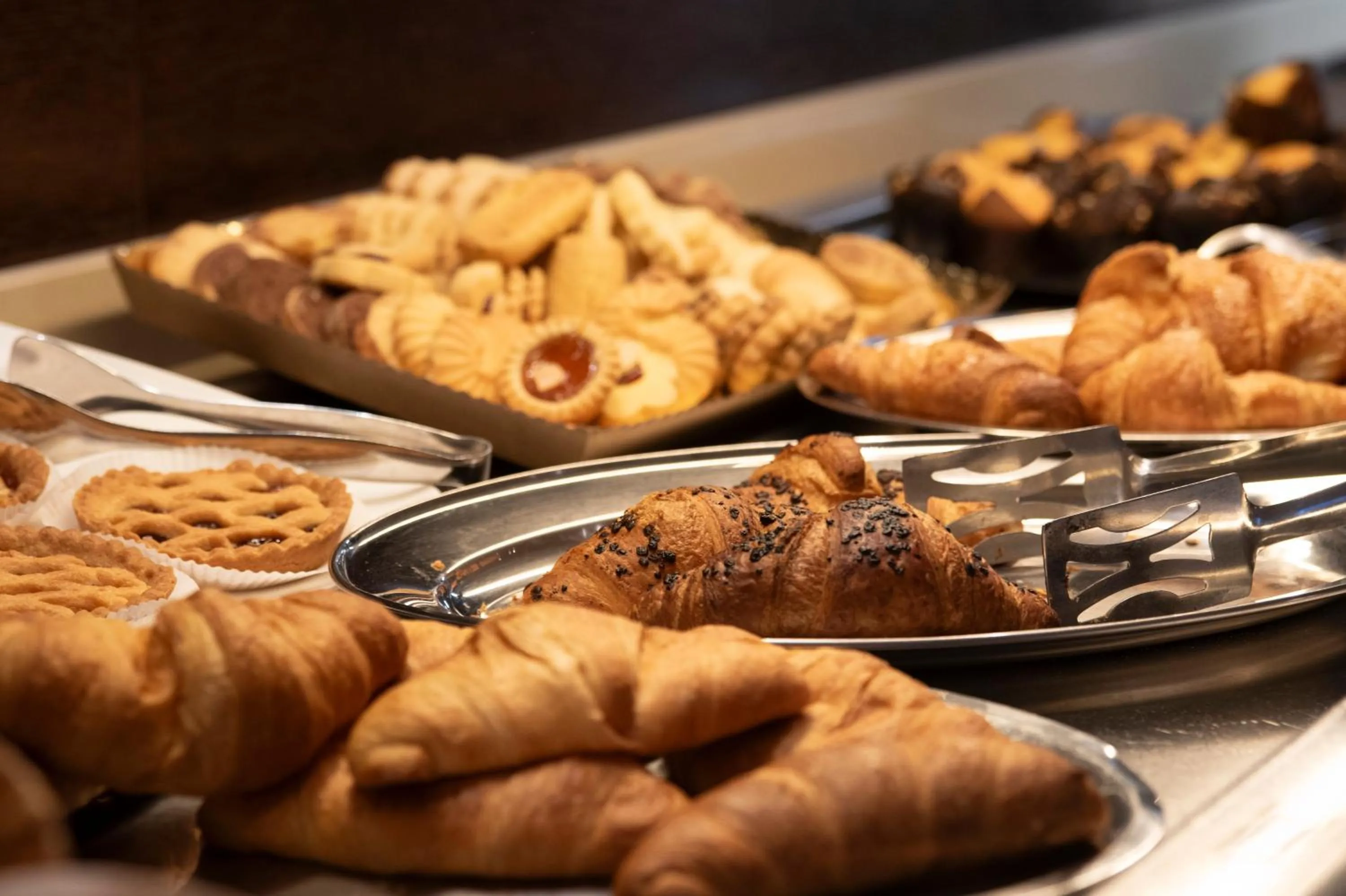 Food in Dado Hotel International