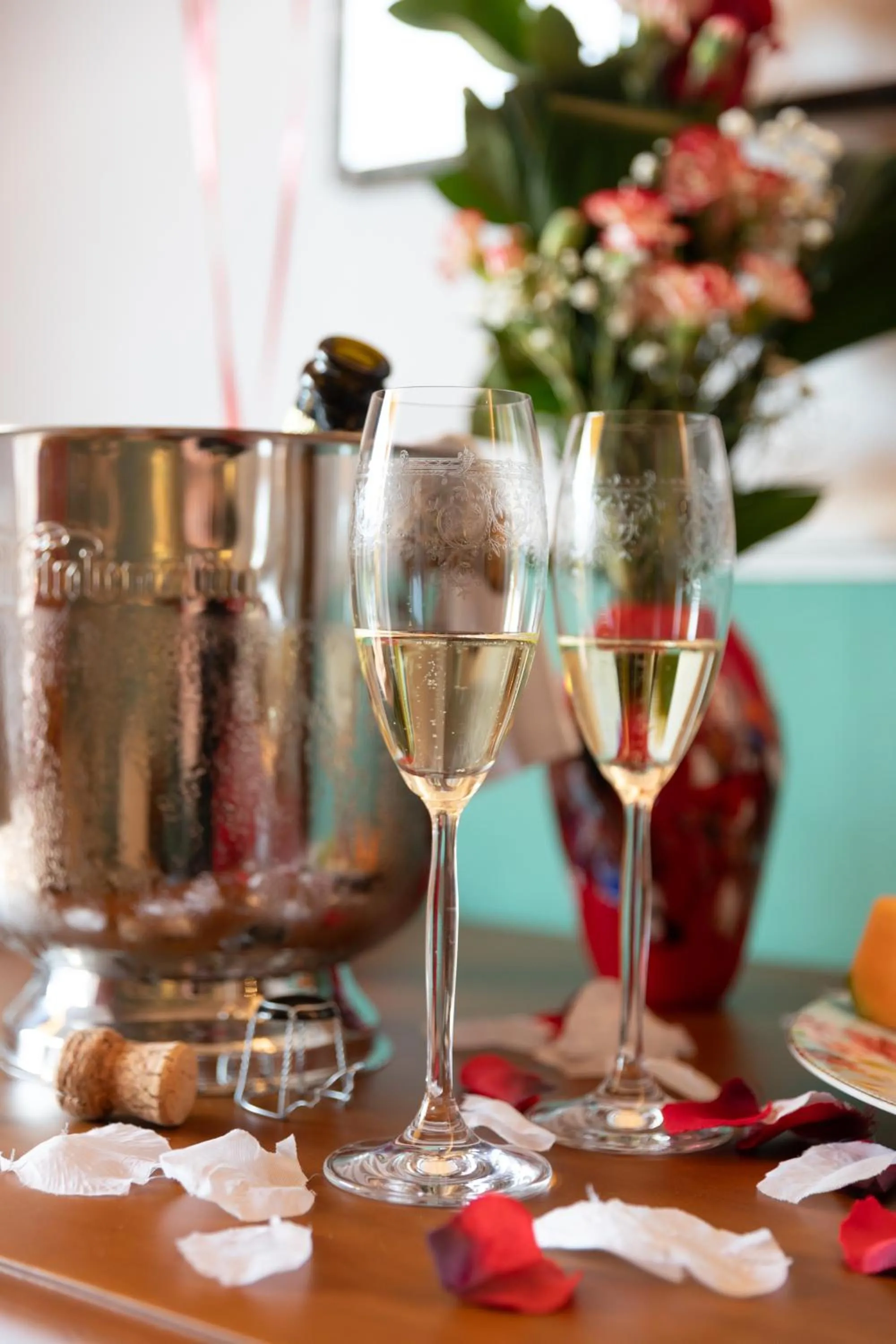 Alcoholic drinks in Villa Madrina Lovely and Dynamic Hotel