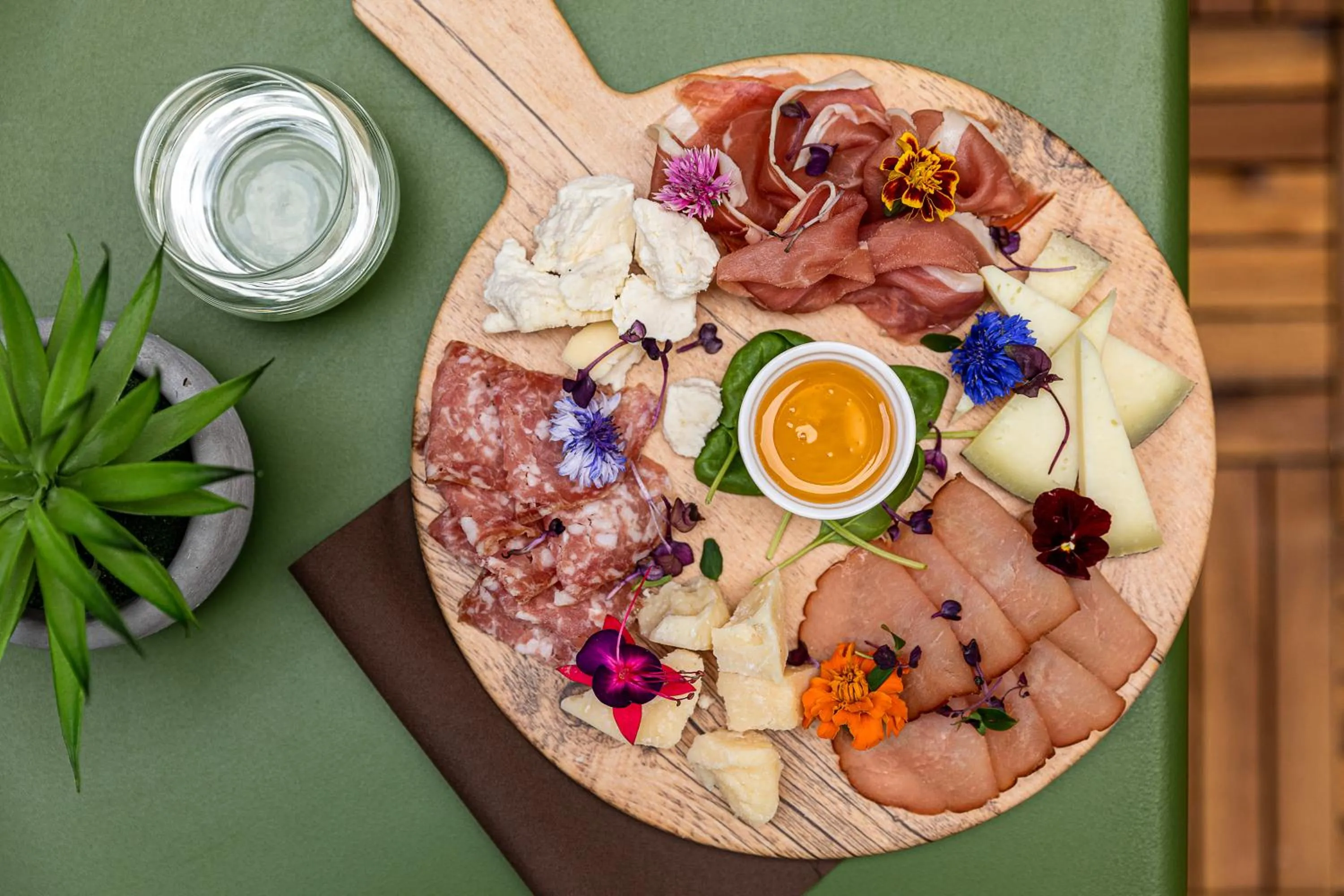 Restaurant/places to eat in Mercure Milano Agrate Brianza