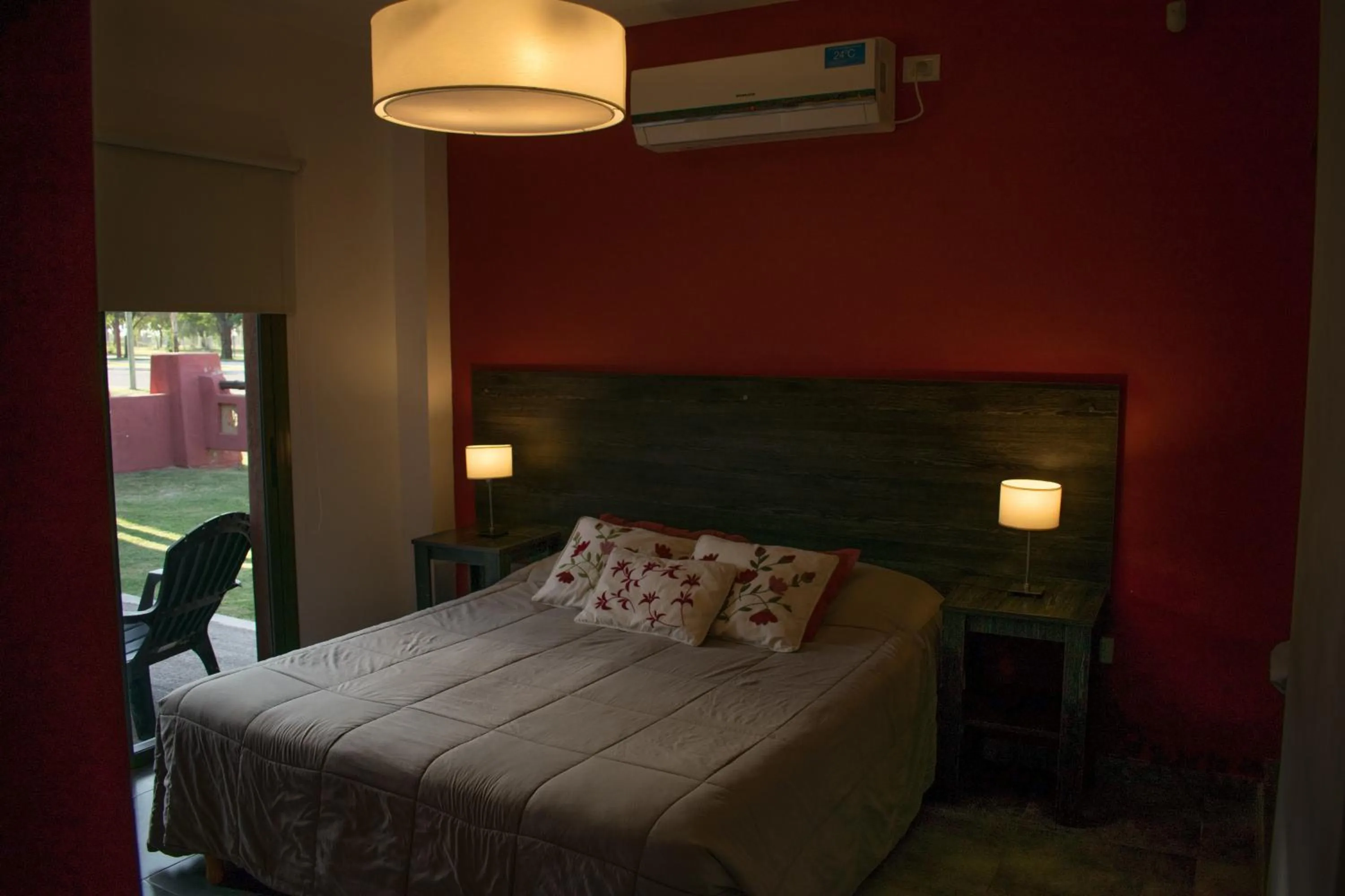 Photo of the whole room, Bed in La Guadalupe Cabañas