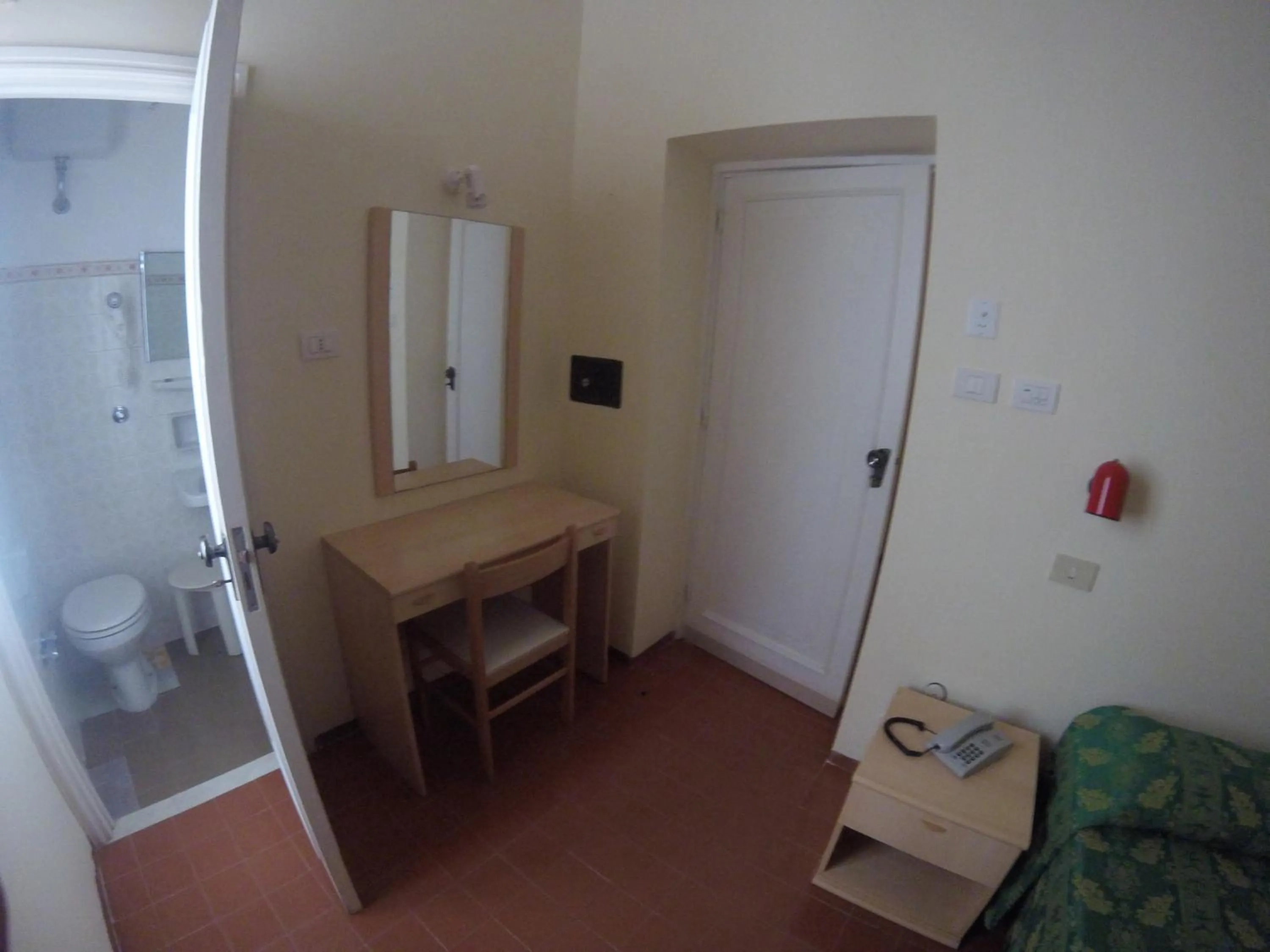 Photo of the whole room in Hotel Riviera