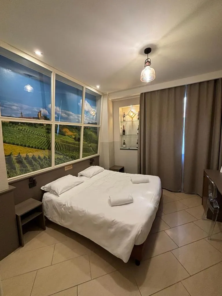 Photo of the whole room, Bed in Hotel Plaza