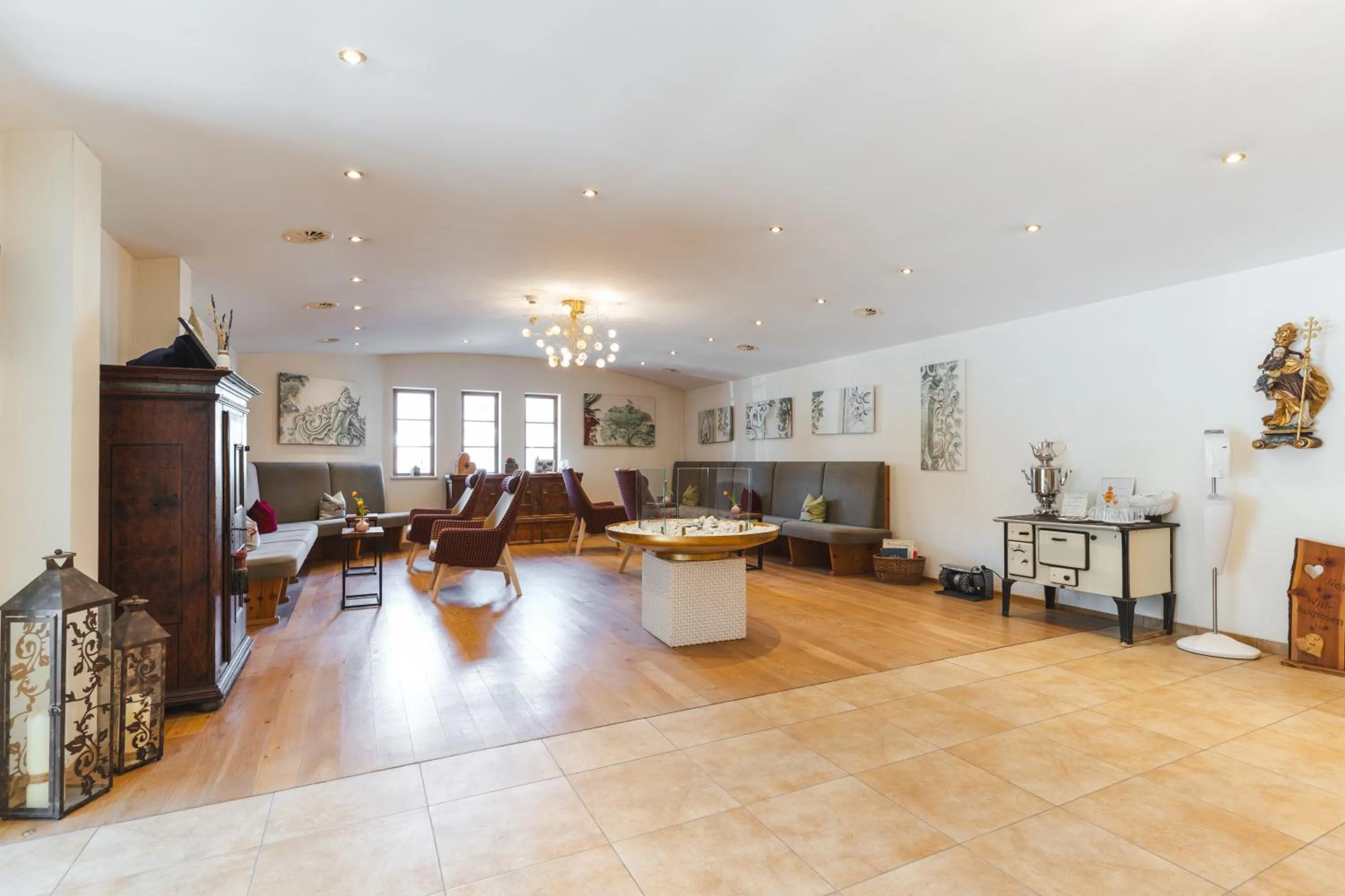 Lobby or reception in Hotel Walchseer Hof