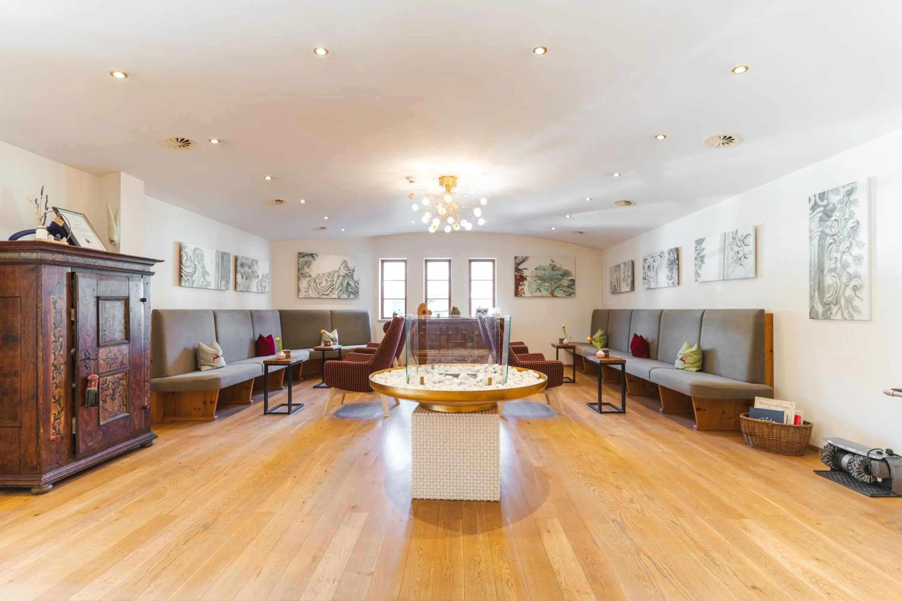 Lobby or reception in Hotel Walchseer Hof