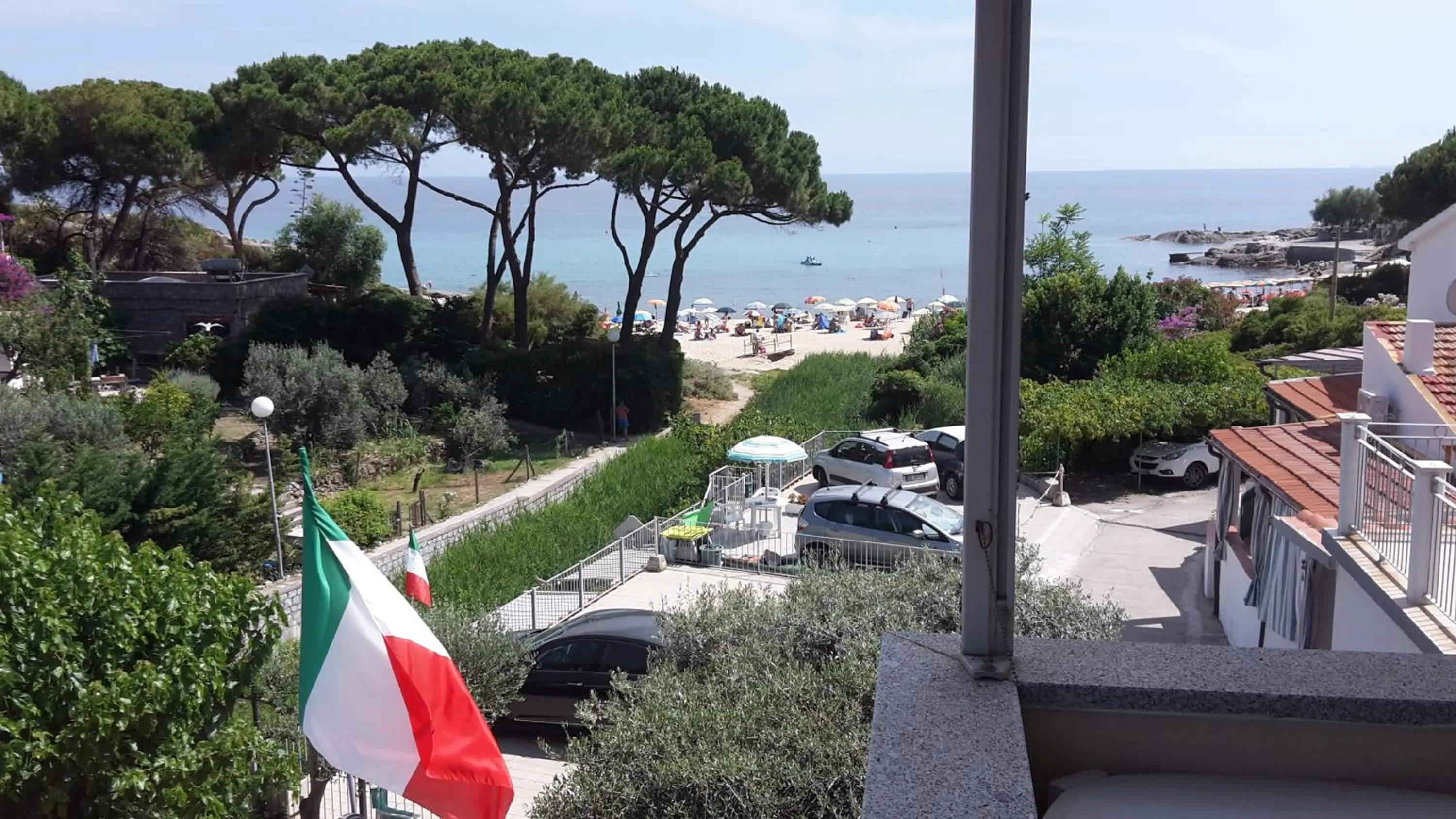 Garden view in Hotel Da Italo