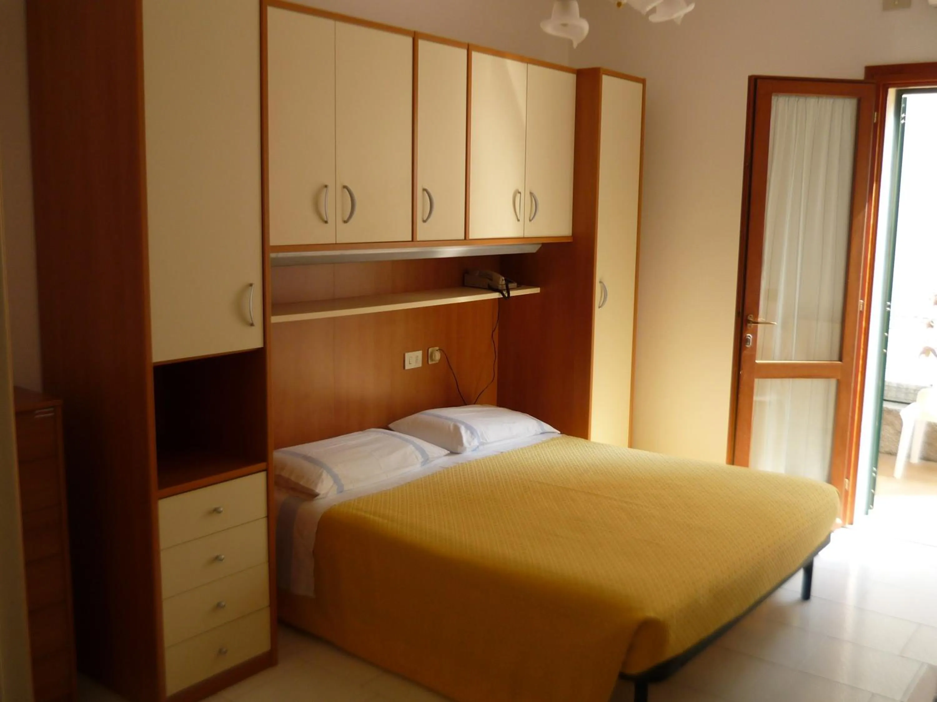 Bedroom in Hotel Da Italo