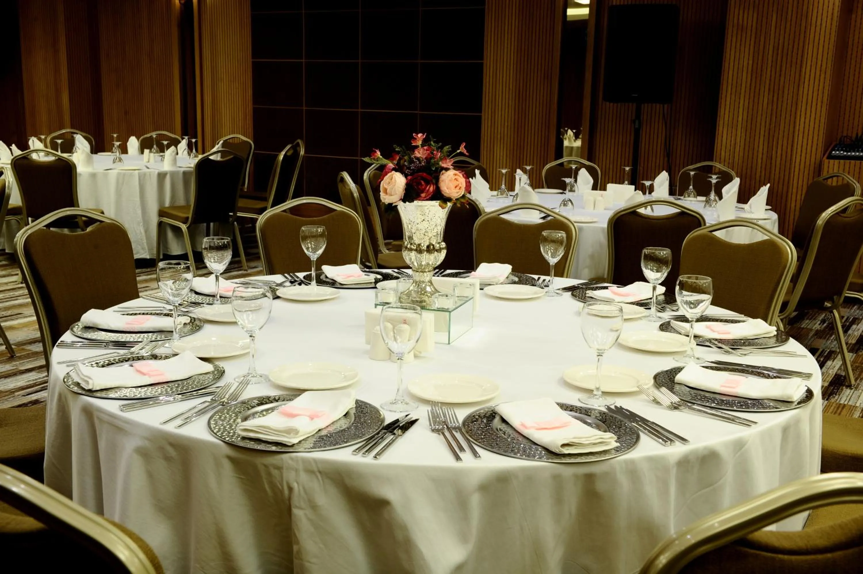 Restaurant/places to eat in Ramada By Wyndham Bursa Cekirge Thermal & Spa