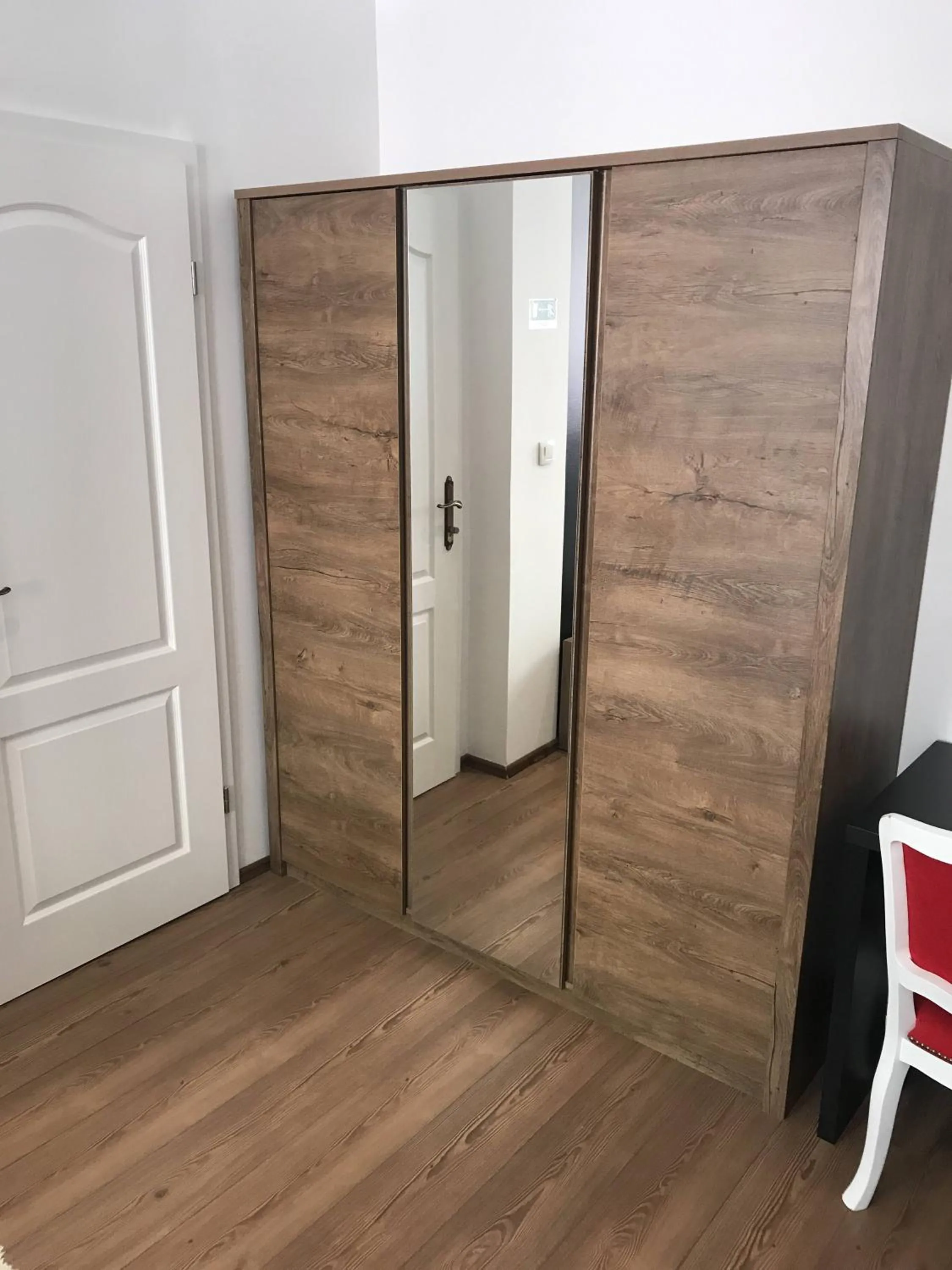 wardrobe in Pula Antic Rooms in Center