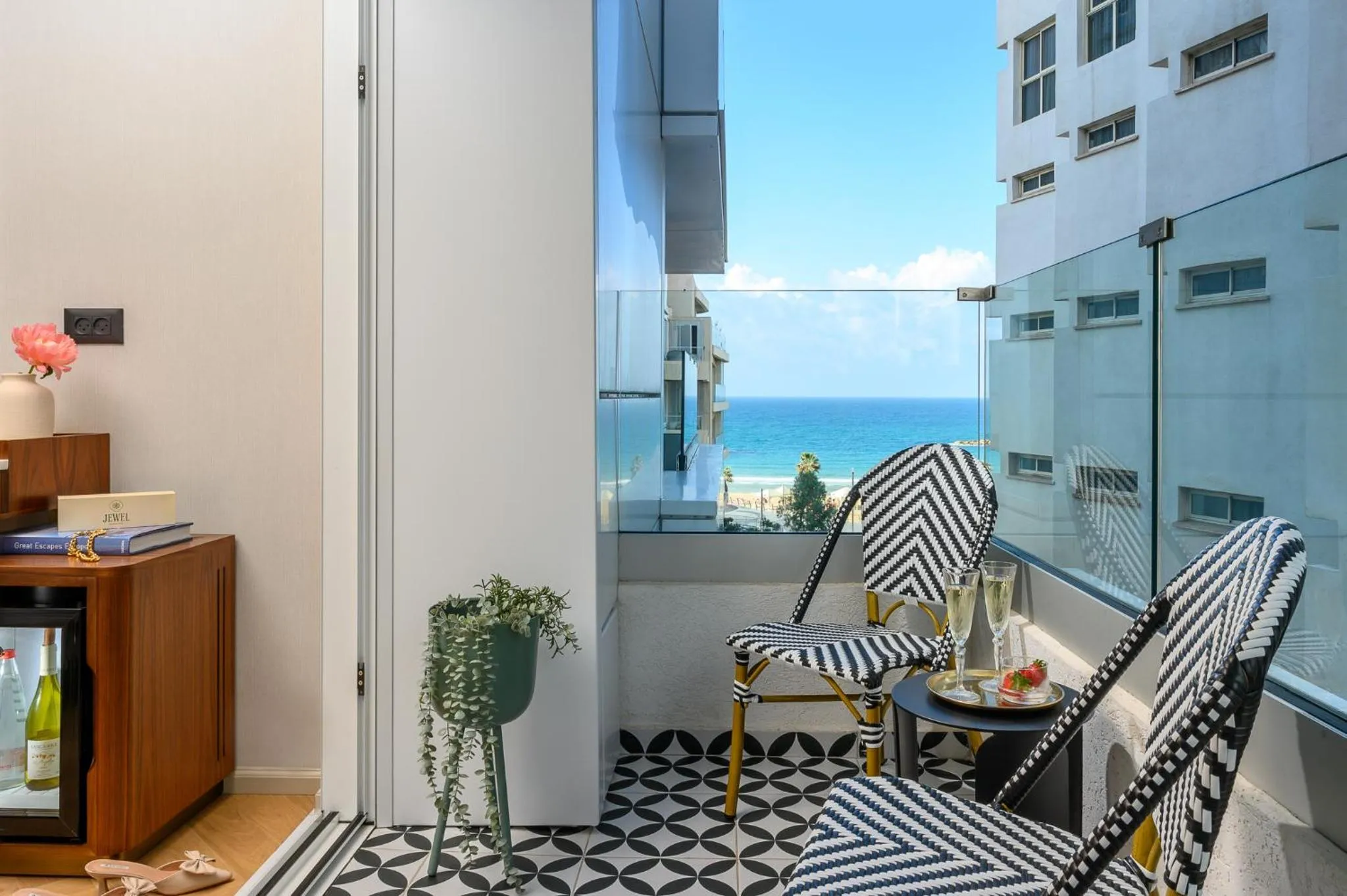 Balcony/Terrace in Jewel TLV Hotel