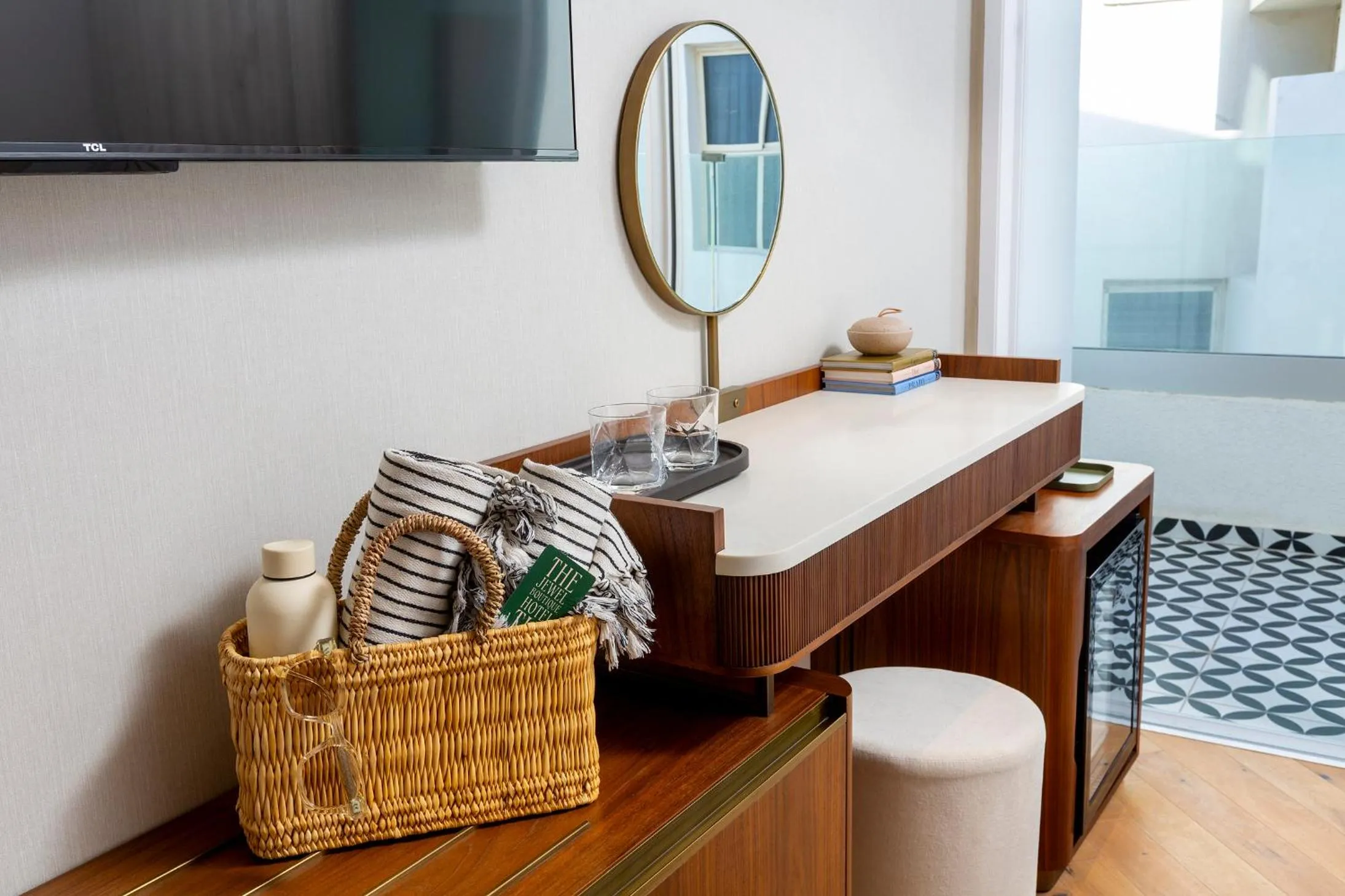 TV and multimedia in Jewel TLV Hotel